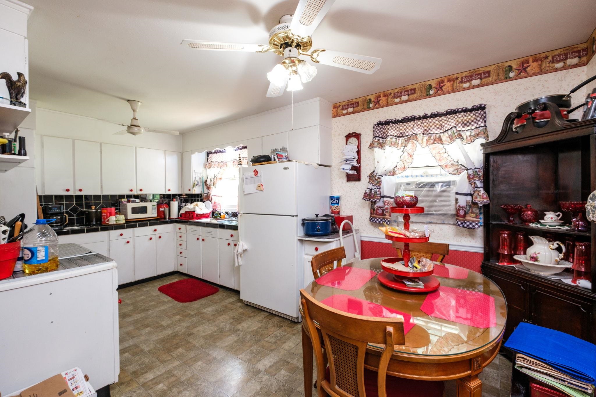 1781 SHUTTERLEE MILL RD, STAUNTON, Virginia 24401, 4 Bedrooms Bedrooms, ,1 BathroomBathrooms,Residential,1781 SHUTTERLEE MILL RD,678127 MLS # 678127 1781 SHUTTERLEE MILL RD, STAUNTON, Virginia 24401, 4 Bedrooms Bedrooms, ,1 BathroomBathrooms,Residential,1781 SHUTTERLEE MILL RD,678127 MLS # 678127