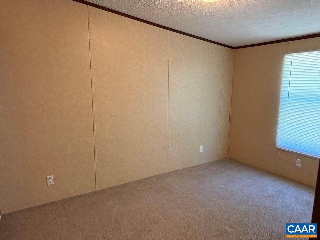 184 IVY AVE, HOWARDSVILLE, Virginia 24562, 3 Bedrooms Bedrooms, ,2 BathroomsBathrooms,Residential,Great opportunity!,184 IVY AVE,678128 MLS # 678128