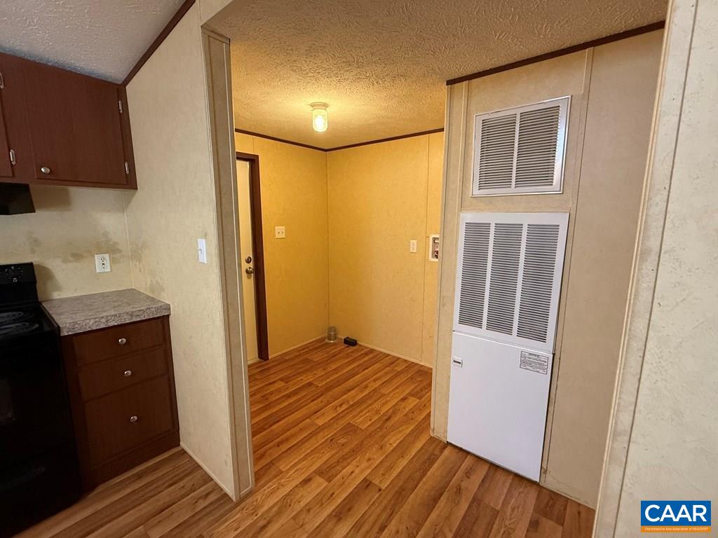 184 IVY AVE, HOWARDSVILLE, Virginia 24562, 3 Bedrooms Bedrooms, ,2 BathroomsBathrooms,Residential,Great opportunity!,184 IVY AVE,678128 MLS # 678128