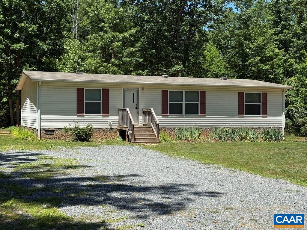 184 IVY AVE, HOWARDSVILLE, Virginia 24562, 3 Bedrooms Bedrooms, ,2 BathroomsBathrooms,Residential,Great opportunity!,184 IVY AVE,678128 MLS # 678128