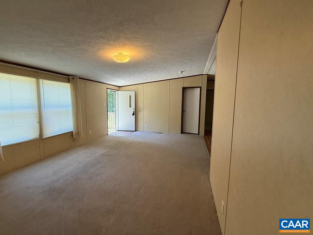 184 IVY AVE, HOWARDSVILLE, Virginia 24562, 3 Bedrooms Bedrooms, ,2 BathroomsBathrooms,Residential,Great opportunity!,184 IVY AVE,678128 MLS # 678128