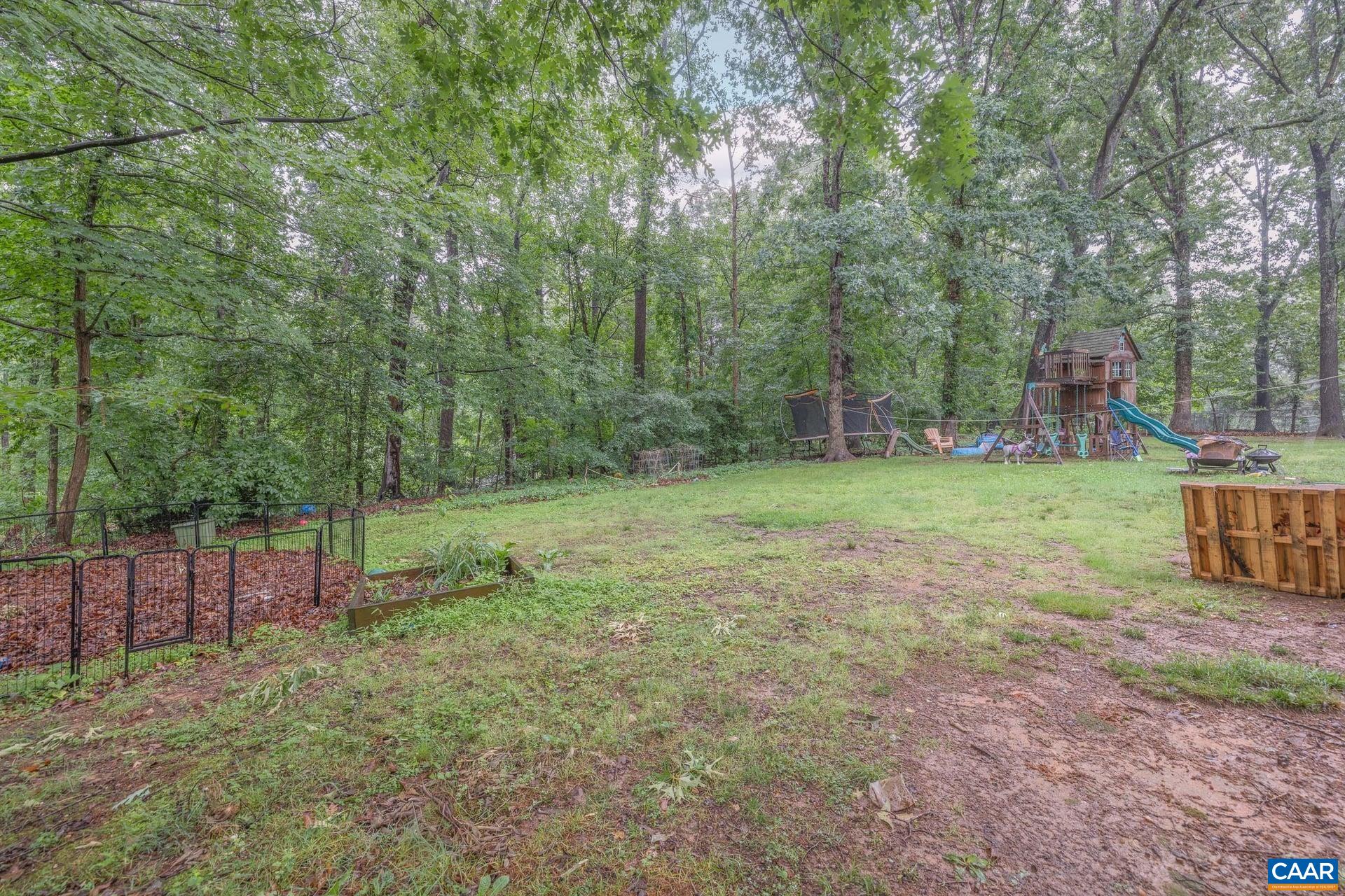 288 LAKE SAPONI DR, BARBOURSVILLE, Virginia 22923, ,Residential,288 LAKE SAPONI DR,678134 MLS # 678134 288 LAKE SAPONI DR, BARBOURSVILLE, Virginia 22923, ,Residential,288 LAKE SAPONI DR,678134 MLS # 678134