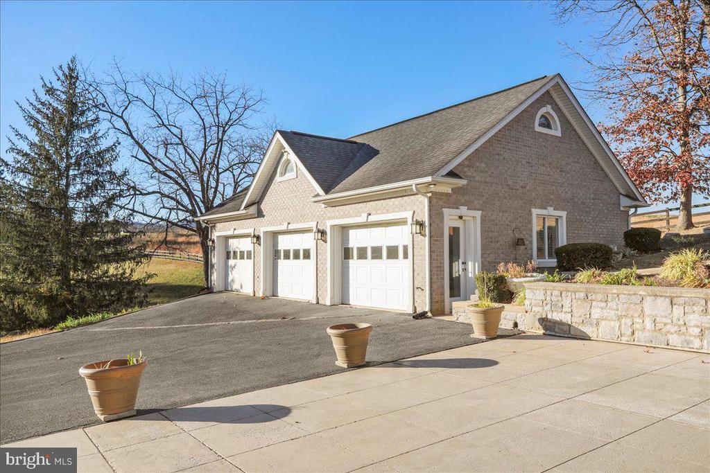 100 COTTAGE DR, LURAY, Virginia 22835, 4 Bedrooms Bedrooms, ,4 BathroomsBathrooms,Residential,100 COTTAGE DR,VAPA2006530 MLS # VAPA2006530 100 COTTAGE DR, LURAY, Virginia 22835, 4 Bedrooms Bedrooms, ,4 BathroomsBathrooms,Residential,100 COTTAGE DR,VAPA2006530 MLS # VAPA2006530