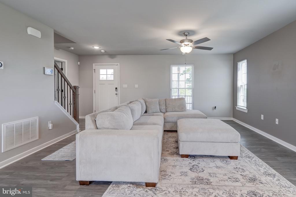 126 RIVA WAY, PALMYRA, Virginia 22963, 4 Bedrooms Bedrooms, ,3 BathroomsBathrooms,Residential,126 RIVA WAY,VAFN2000700 MLS # VAFN2000700