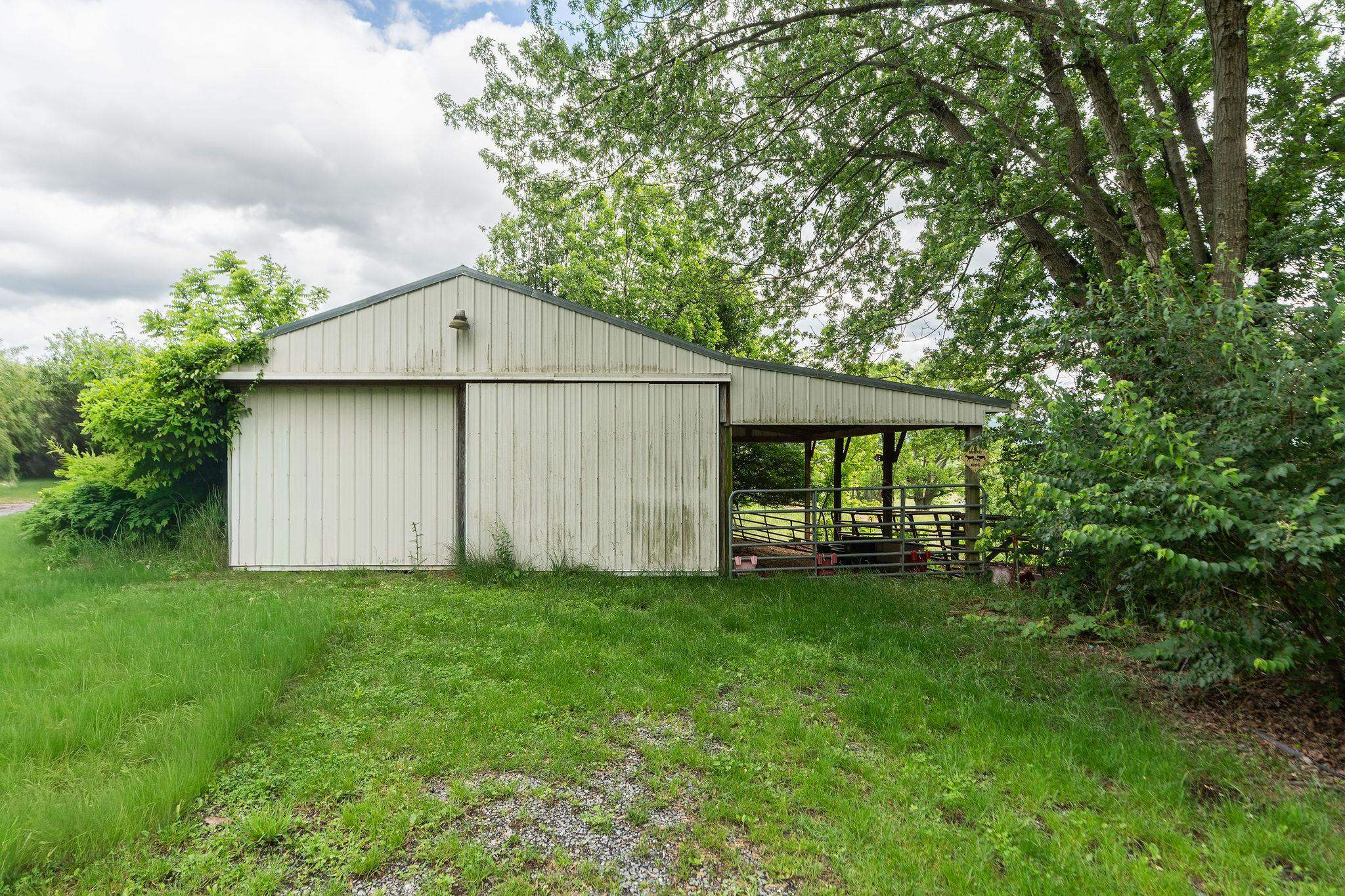 1057 ROCKFISH RD, WAYNESBORO, Virginia 22980, 4 Bedrooms Bedrooms, ,4 BathroomsBathrooms,Residential,1057 ROCKFISH RD,678133 MLS # 678133 1057 ROCKFISH RD, WAYNESBORO, Virginia 22980, 4 Bedrooms Bedrooms, ,4 BathroomsBathrooms,Residential,1057 ROCKFISH RD,678133 MLS # 678133