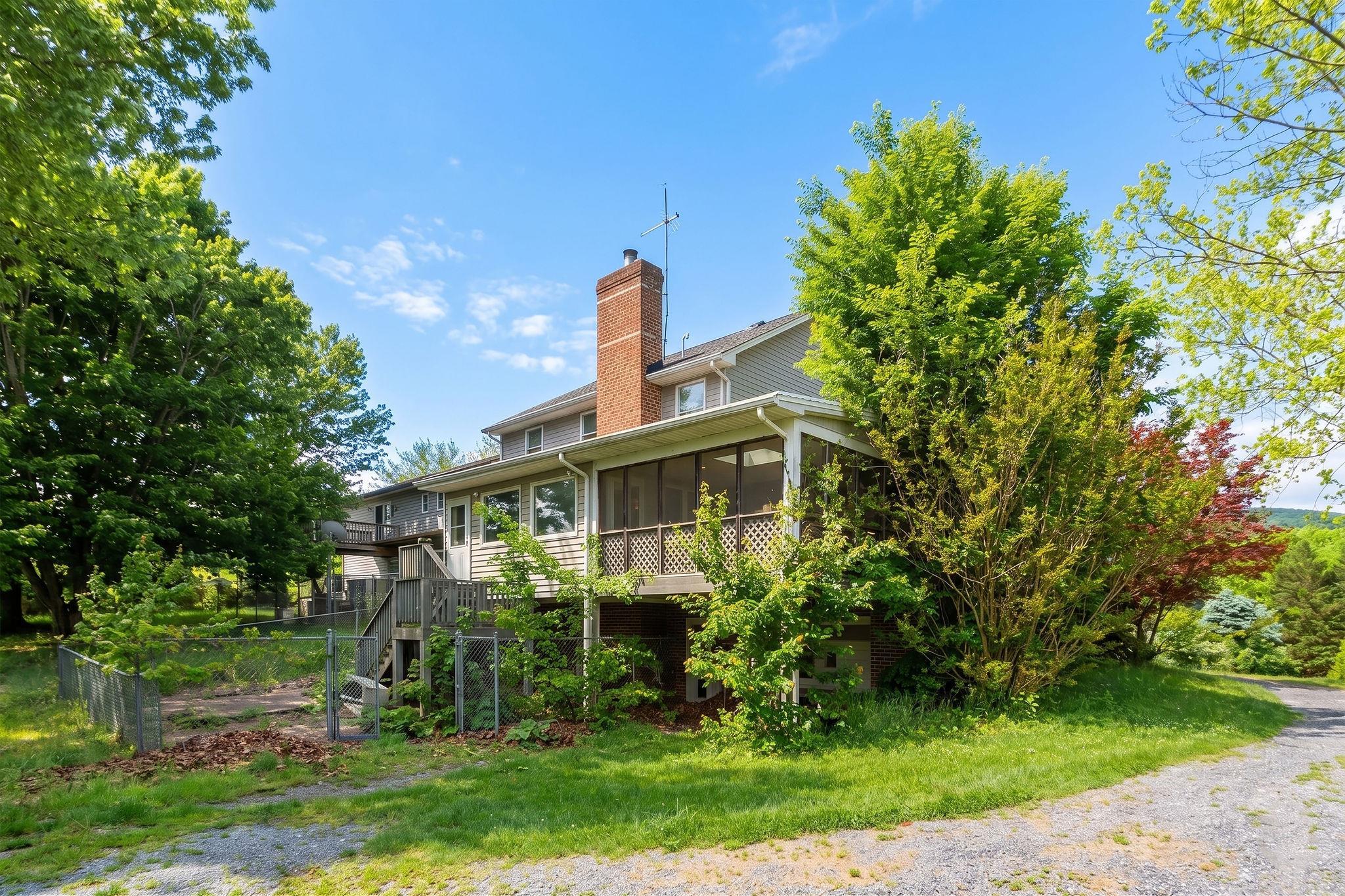 1057 ROCKFISH RD, WAYNESBORO, Virginia 22980, 4 Bedrooms Bedrooms, ,4 BathroomsBathrooms,Residential,1057 ROCKFISH RD,678133 MLS # 678133 1057 ROCKFISH RD, WAYNESBORO, Virginia 22980, 4 Bedrooms Bedrooms, ,4 BathroomsBathrooms,Residential,1057 ROCKFISH RD,678133 MLS # 678133