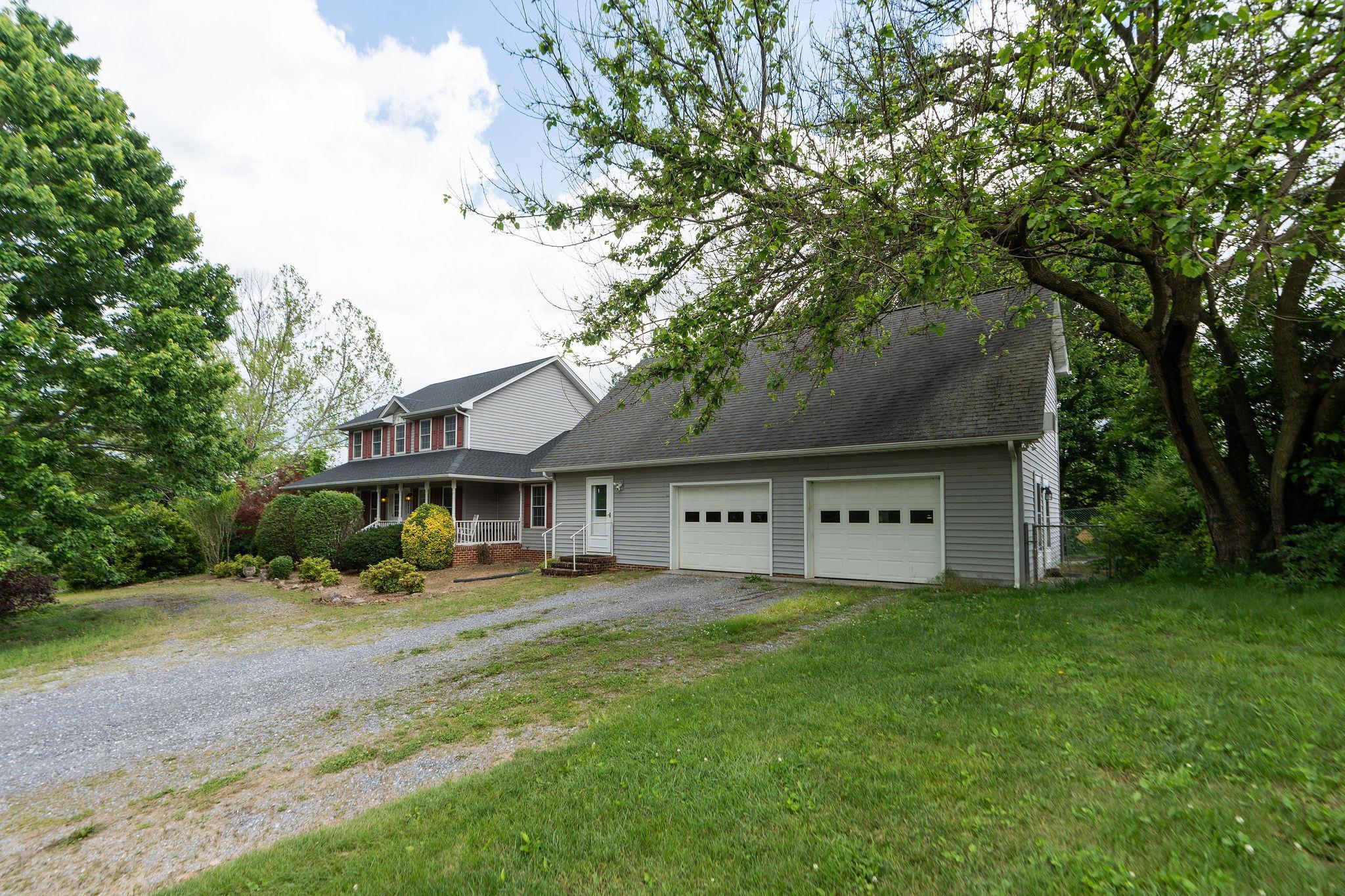 1057 ROCKFISH RD, WAYNESBORO, Virginia 22980, 4 Bedrooms Bedrooms, ,4 BathroomsBathrooms,Residential,1057 ROCKFISH RD,678133 MLS # 678133 1057 ROCKFISH RD, WAYNESBORO, Virginia 22980, 4 Bedrooms Bedrooms, ,4 BathroomsBathrooms,Residential,1057 ROCKFISH RD,678133 MLS # 678133
