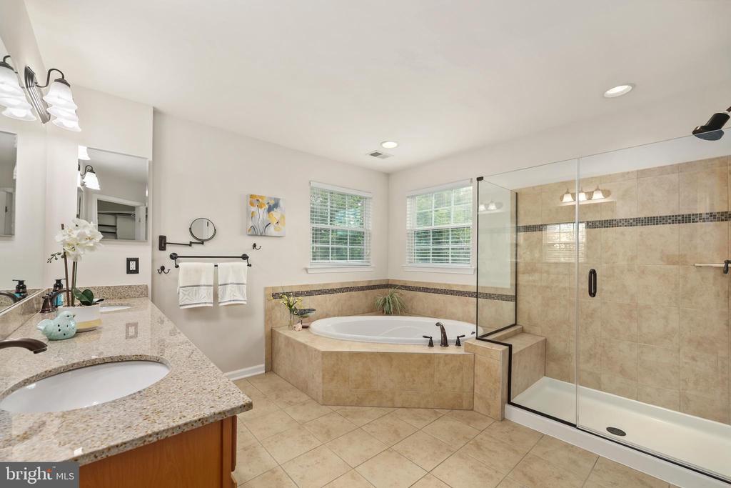 4954 PEBBLE RUN RD, WARRENTON, Virginia 20187, 4 Bedrooms Bedrooms, ,4 BathroomsBathrooms,Residential,4954 PEBBLE RUN RD,VAFQ2021690 MLS # VAFQ2021690 4954 PEBBLE RUN RD, WARRENTON, Virginia 20187, 4 Bedrooms Bedrooms, ,4 BathroomsBathrooms,Residential,4954 PEBBLE RUN RD,VAFQ2021690 MLS # VAFQ2021690