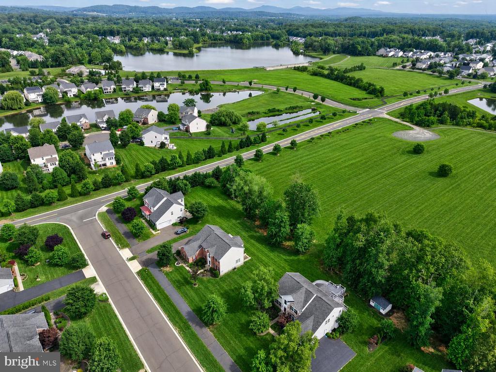 4954 PEBBLE RUN RD, WARRENTON, Virginia 20187, 4 Bedrooms Bedrooms, ,4 BathroomsBathrooms,Residential,4954 PEBBLE RUN RD,VAFQ2021690 MLS # VAFQ2021690 4954 PEBBLE RUN RD, WARRENTON, Virginia 20187, 4 Bedrooms Bedrooms, ,4 BathroomsBathrooms,Residential,4954 PEBBLE RUN RD,VAFQ2021690 MLS # VAFQ2021690