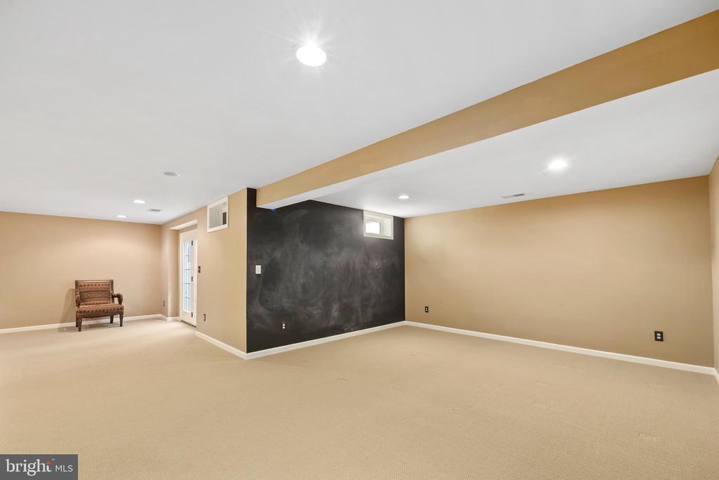 4954 PEBBLE RUN RD, WARRENTON, Virginia 20187, 4 Bedrooms Bedrooms, ,4 BathroomsBathrooms,Residential,4954 PEBBLE RUN RD,VAFQ2021690 MLS # VAFQ2021690 4954 PEBBLE RUN RD, WARRENTON, Virginia 20187, 4 Bedrooms Bedrooms, ,4 BathroomsBathrooms,Residential,4954 PEBBLE RUN RD,VAFQ2021690 MLS # VAFQ2021690