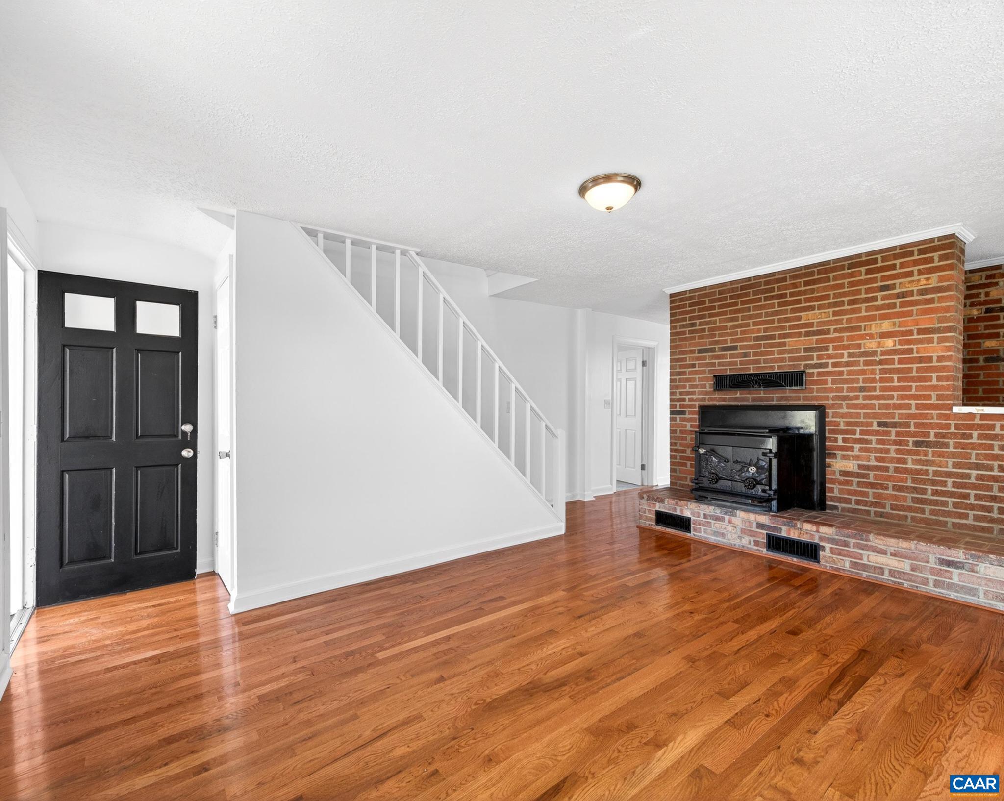 481 RACE GROUND RD, ROCHELLE, Virginia 22738, 4 Bedrooms Bedrooms, ,5 BathroomsBathrooms,Residential,Glenwood,481 RACE GROUND RD,677782 MLS # 677782