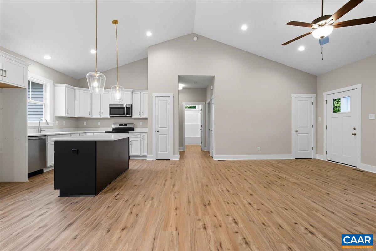 1646 JERUSALEM CHURCH RD, BUCKINGHAM, Virginia 23921, 4 Bedrooms Bedrooms, ,2 BathroomsBathrooms,Residential,1646 JERUSALEM CHURCH RD,678142 MLS # 678142