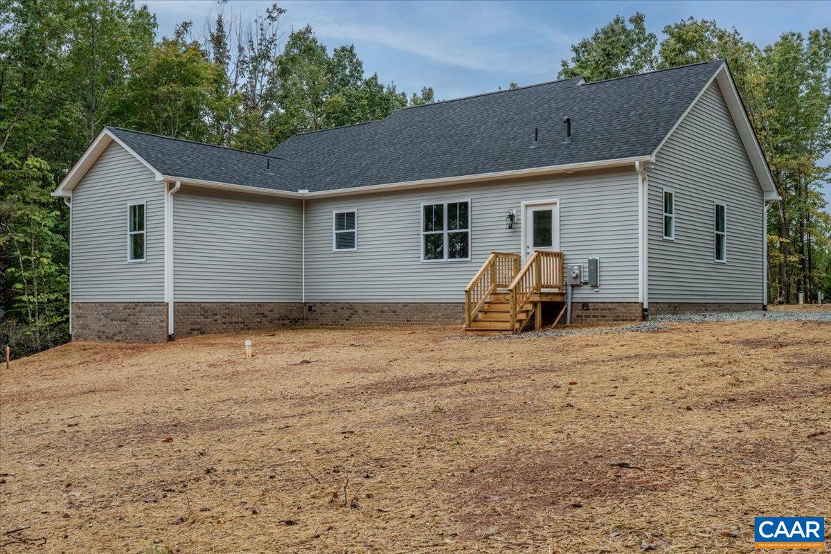 1646 JERUSALEM CHURCH RD, BUCKINGHAM, Virginia 23921, 4 Bedrooms Bedrooms, ,2 BathroomsBathrooms,Residential,1646 JERUSALEM CHURCH RD,678142 MLS # 678142