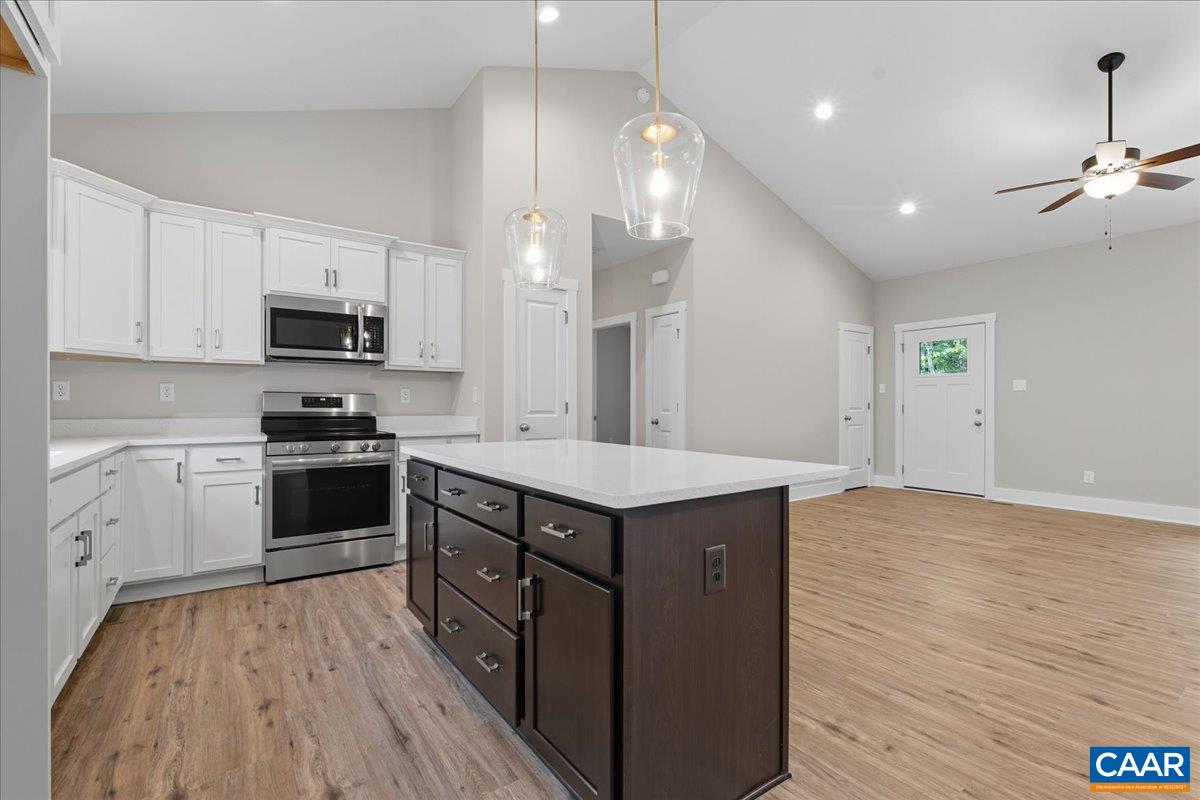 1646 JERUSALEM CHURCH RD, BUCKINGHAM, Virginia 23921, 4 Bedrooms Bedrooms, ,2 BathroomsBathrooms,Residential,1646 JERUSALEM CHURCH RD,678142 MLS # 678142