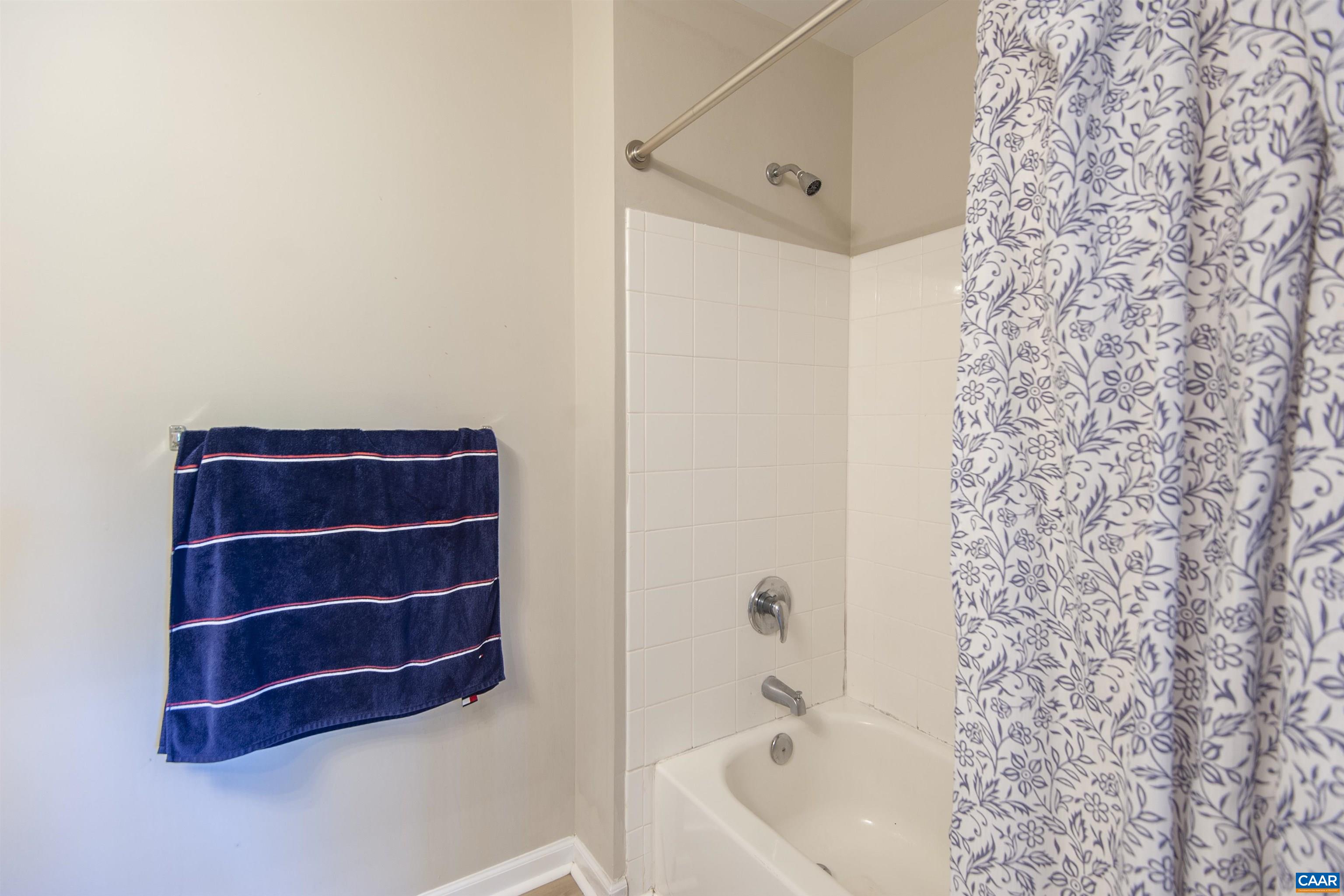 122 YELLOWSTONE DR, CHARLOTTESVILLE, Virginia 22903, 4 Bedrooms Bedrooms, ,4 BathroomsBathrooms,Residential,122 YELLOWSTONE DR,678146 MLS # 678146 122 YELLOWSTONE DR, CHARLOTTESVILLE, Virginia 22903, 4 Bedrooms Bedrooms, ,4 BathroomsBathrooms,Residential,122 YELLOWSTONE DR,678146 MLS # 678146