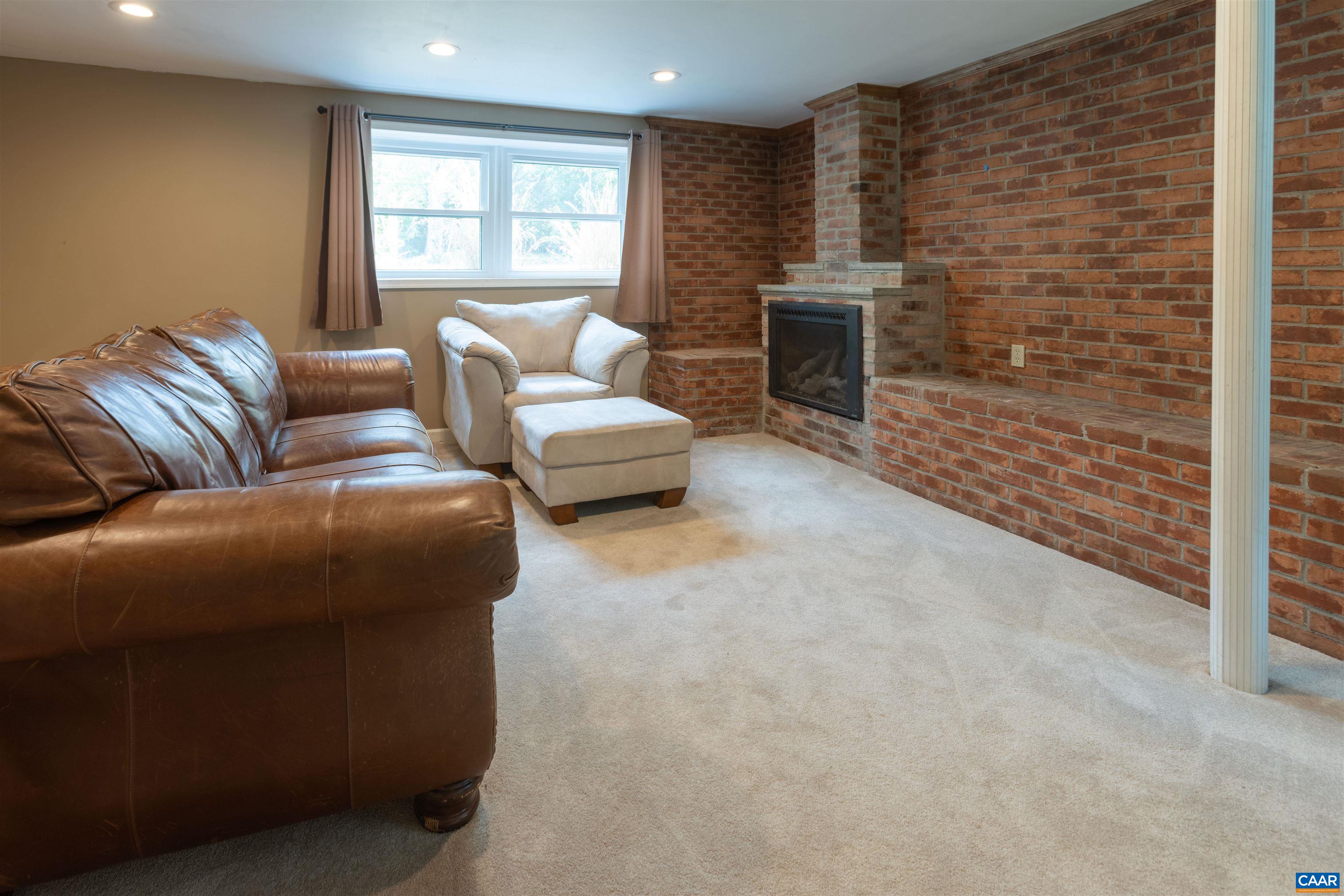 2550 PROFFIT RD, CHARLOTTESVILLE, Virginia 22911, 3 Bedrooms Bedrooms, ,2 BathroomsBathrooms,Residential,Proffit Road, 2 Acres, 3 bedroom, 2 bath,2550 PROFFIT RD,677399 MLS # 677399