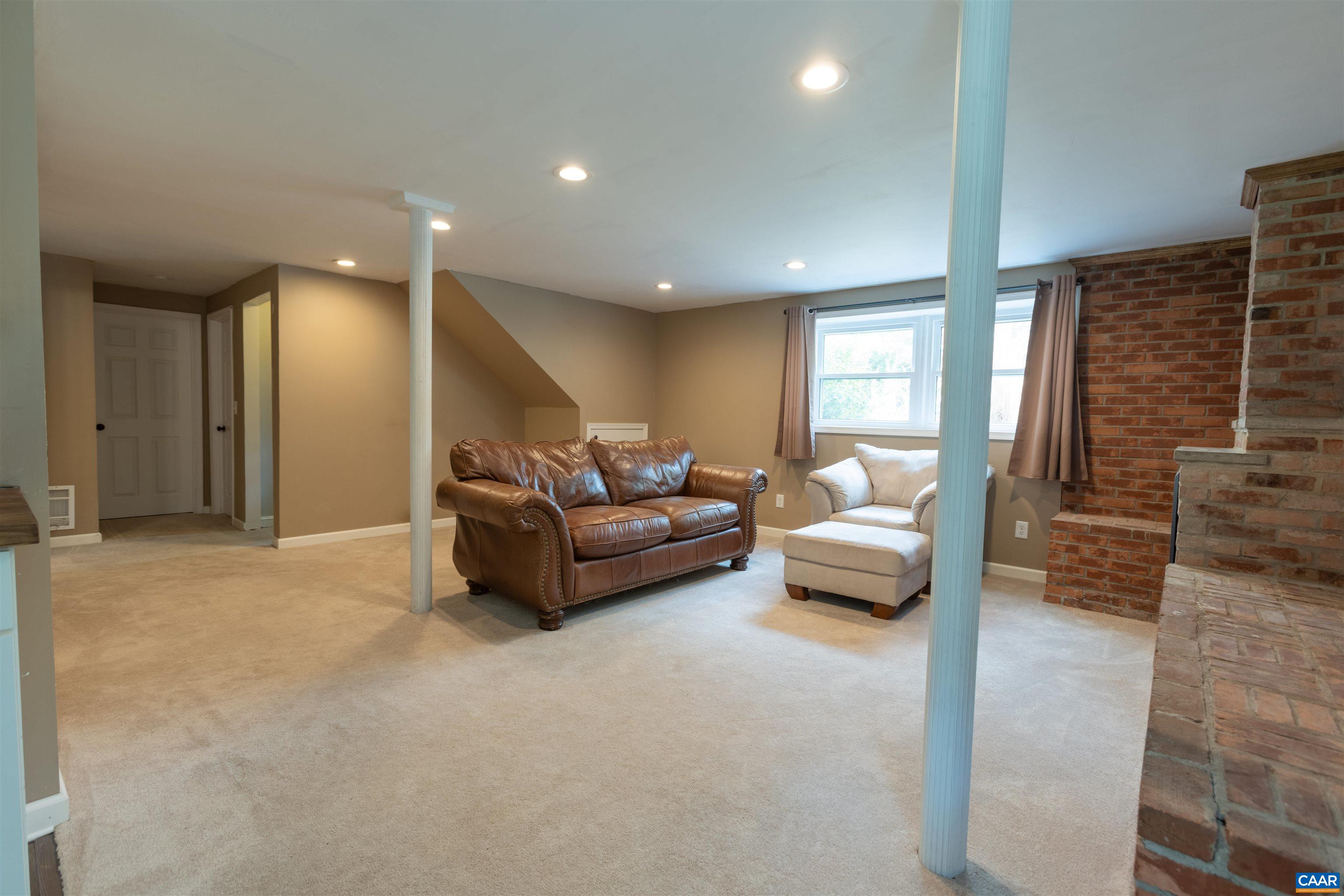 2550 PROFFIT RD, CHARLOTTESVILLE, Virginia 22911, 3 Bedrooms Bedrooms, ,2 BathroomsBathrooms,Residential,Proffit Road, 2 Acres, 3 bedroom, 2 bath,2550 PROFFIT RD,677399 MLS # 677399