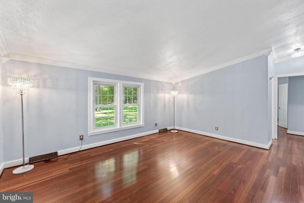 3303 DANBURY CIR, SPOTSYLVANIA, Virginia 22551, 4 Bedrooms Bedrooms, ,3 BathroomsBathrooms,Residential,3303 DANBURY CIR,VASP2041368 MLS # VASP2041368 3303 DANBURY CIR, SPOTSYLVANIA, Virginia 22551, 4 Bedrooms Bedrooms, ,3 BathroomsBathrooms,Residential,3303 DANBURY CIR,VASP2041368 MLS # VASP2041368