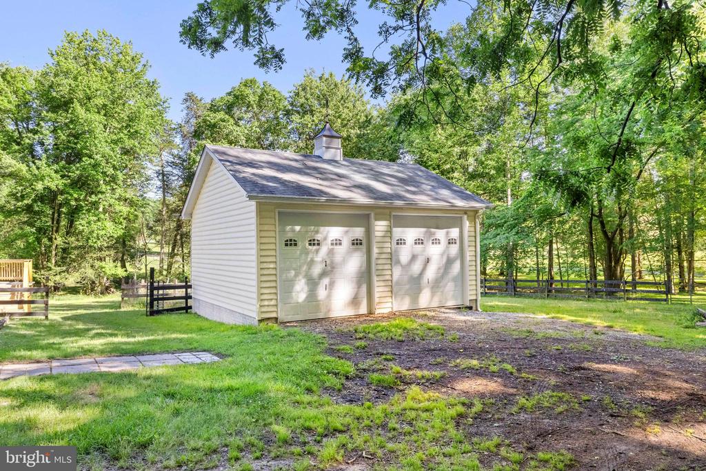 3303 DANBURY CIR, SPOTSYLVANIA, Virginia 22551, 4 Bedrooms Bedrooms, ,3 BathroomsBathrooms,Residential,3303 DANBURY CIR,VASP2041368 MLS # VASP2041368 3303 DANBURY CIR, SPOTSYLVANIA, Virginia 22551, 4 Bedrooms Bedrooms, ,3 BathroomsBathrooms,Residential,3303 DANBURY CIR,VASP2041368 MLS # VASP2041368