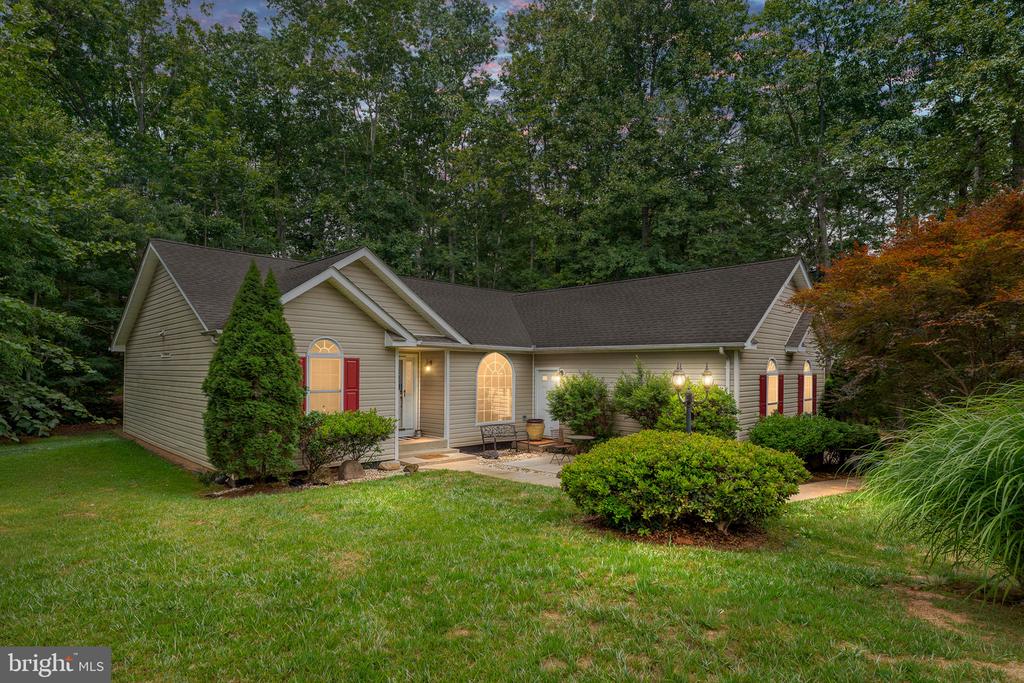 11704 BLEASDELL DR, SPOTSYLVANIA, Virginia 22551, 3 Bedrooms Bedrooms, ,2 BathroomsBathrooms,Residential,11704 BLEASDELL DR,VASP2042676 MLS # VASP2042676 11704 BLEASDELL DR, SPOTSYLVANIA, Virginia 22551, 3 Bedrooms Bedrooms, ,2 BathroomsBathrooms,Residential,11704 BLEASDELL DR,VASP2042676 MLS # VASP2042676