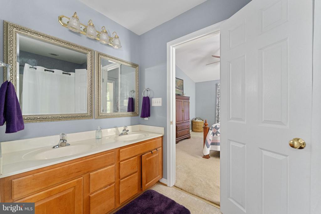 11704 BLEASDELL DR, SPOTSYLVANIA, Virginia 22551, 3 Bedrooms Bedrooms, ,2 BathroomsBathrooms,Residential,11704 BLEASDELL DR,VASP2042676 MLS # VASP2042676 11704 BLEASDELL DR, SPOTSYLVANIA, Virginia 22551, 3 Bedrooms Bedrooms, ,2 BathroomsBathrooms,Residential,11704 BLEASDELL DR,VASP2042676 MLS # VASP2042676