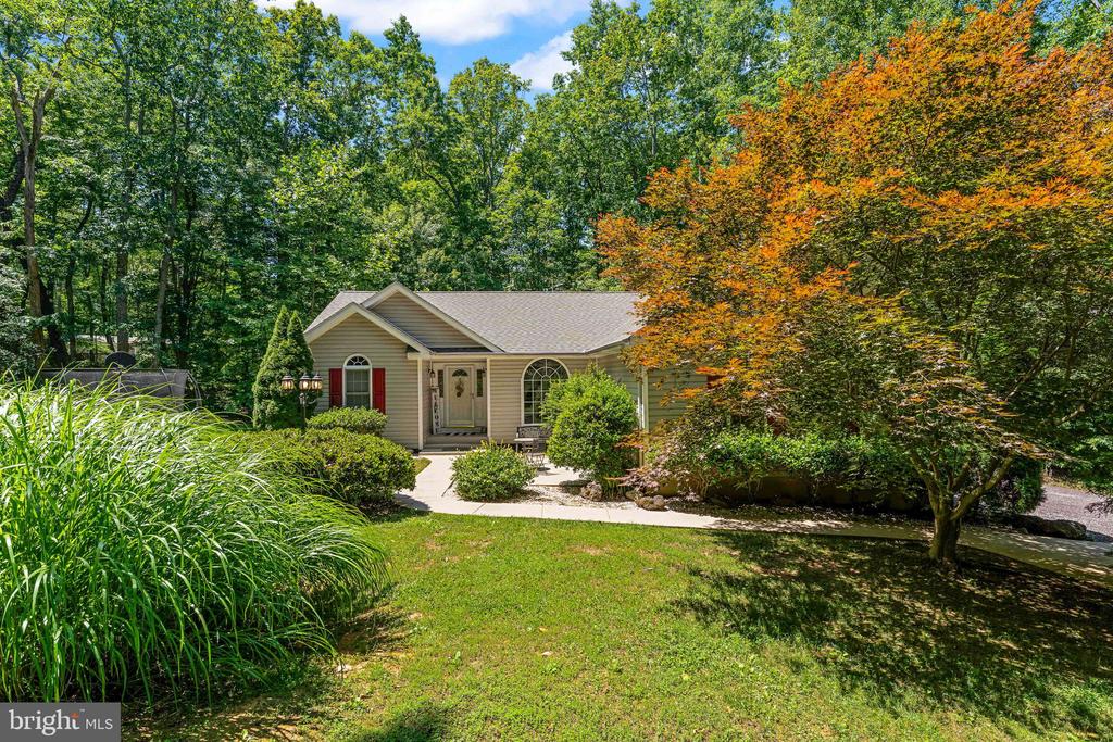 11704 BLEASDELL DR, SPOTSYLVANIA, Virginia 22551, 3 Bedrooms Bedrooms, ,2 BathroomsBathrooms,Residential,11704 BLEASDELL DR,VASP2042676 MLS # VASP2042676 11704 BLEASDELL DR, SPOTSYLVANIA, Virginia 22551, 3 Bedrooms Bedrooms, ,2 BathroomsBathrooms,Residential,11704 BLEASDELL DR,VASP2042676 MLS # VASP2042676