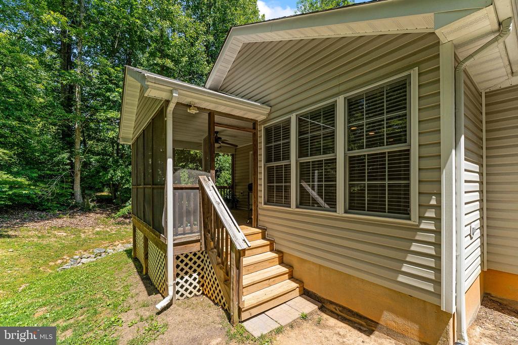 11704 BLEASDELL DR, SPOTSYLVANIA, Virginia 22551, 3 Bedrooms Bedrooms, ,2 BathroomsBathrooms,Residential,11704 BLEASDELL DR,VASP2042676 MLS # VASP2042676 11704 BLEASDELL DR, SPOTSYLVANIA, Virginia 22551, 3 Bedrooms Bedrooms, ,2 BathroomsBathrooms,Residential,11704 BLEASDELL DR,VASP2042676 MLS # VASP2042676