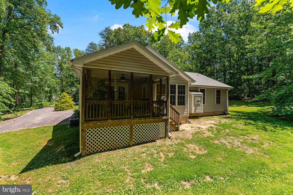 11704 BLEASDELL DR, SPOTSYLVANIA, Virginia 22551, 3 Bedrooms Bedrooms, ,2 BathroomsBathrooms,Residential,11704 BLEASDELL DR,VASP2042676 MLS # VASP2042676 11704 BLEASDELL DR, SPOTSYLVANIA, Virginia 22551, 3 Bedrooms Bedrooms, ,2 BathroomsBathrooms,Residential,11704 BLEASDELL DR,VASP2042676 MLS # VASP2042676