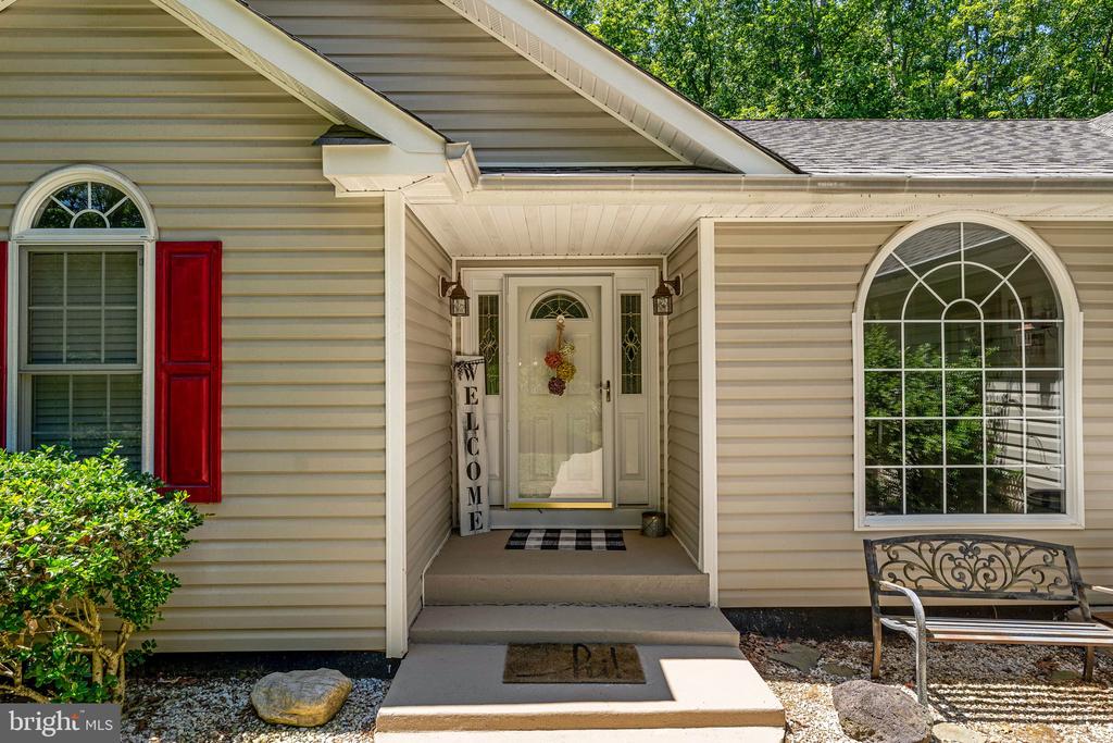 11704 BLEASDELL DR, SPOTSYLVANIA, Virginia 22551, 3 Bedrooms Bedrooms, ,2 BathroomsBathrooms,Residential,11704 BLEASDELL DR,VASP2042676 MLS # VASP2042676 11704 BLEASDELL DR, SPOTSYLVANIA, Virginia 22551, 3 Bedrooms Bedrooms, ,2 BathroomsBathrooms,Residential,11704 BLEASDELL DR,VASP2042676 MLS # VASP2042676