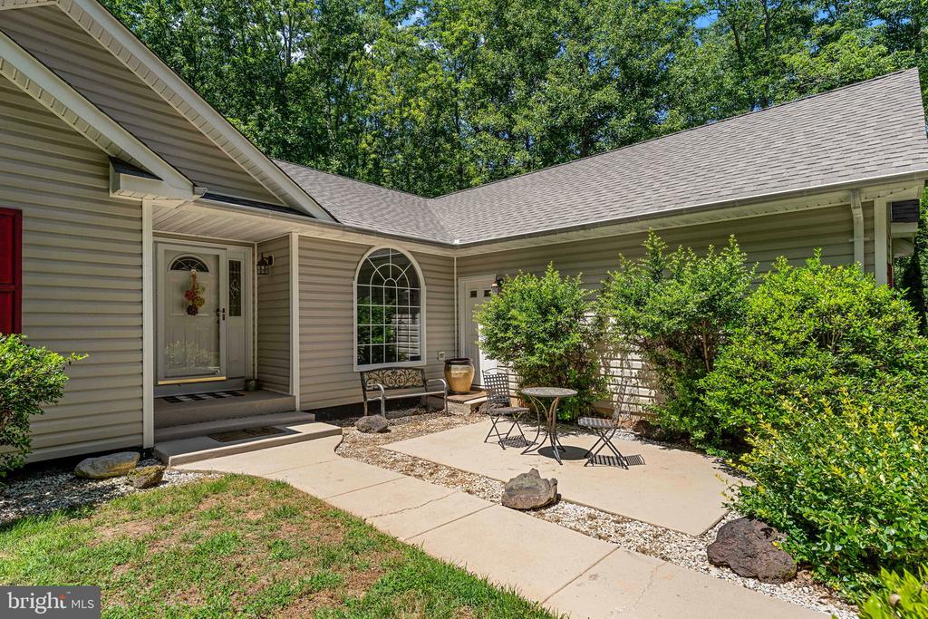 11704 BLEASDELL DR, SPOTSYLVANIA, Virginia 22551, 3 Bedrooms Bedrooms, ,2 BathroomsBathrooms,Residential,11704 BLEASDELL DR,VASP2042676 MLS # VASP2042676 11704 BLEASDELL DR, SPOTSYLVANIA, Virginia 22551, 3 Bedrooms Bedrooms, ,2 BathroomsBathrooms,Residential,11704 BLEASDELL DR,VASP2042676 MLS # VASP2042676