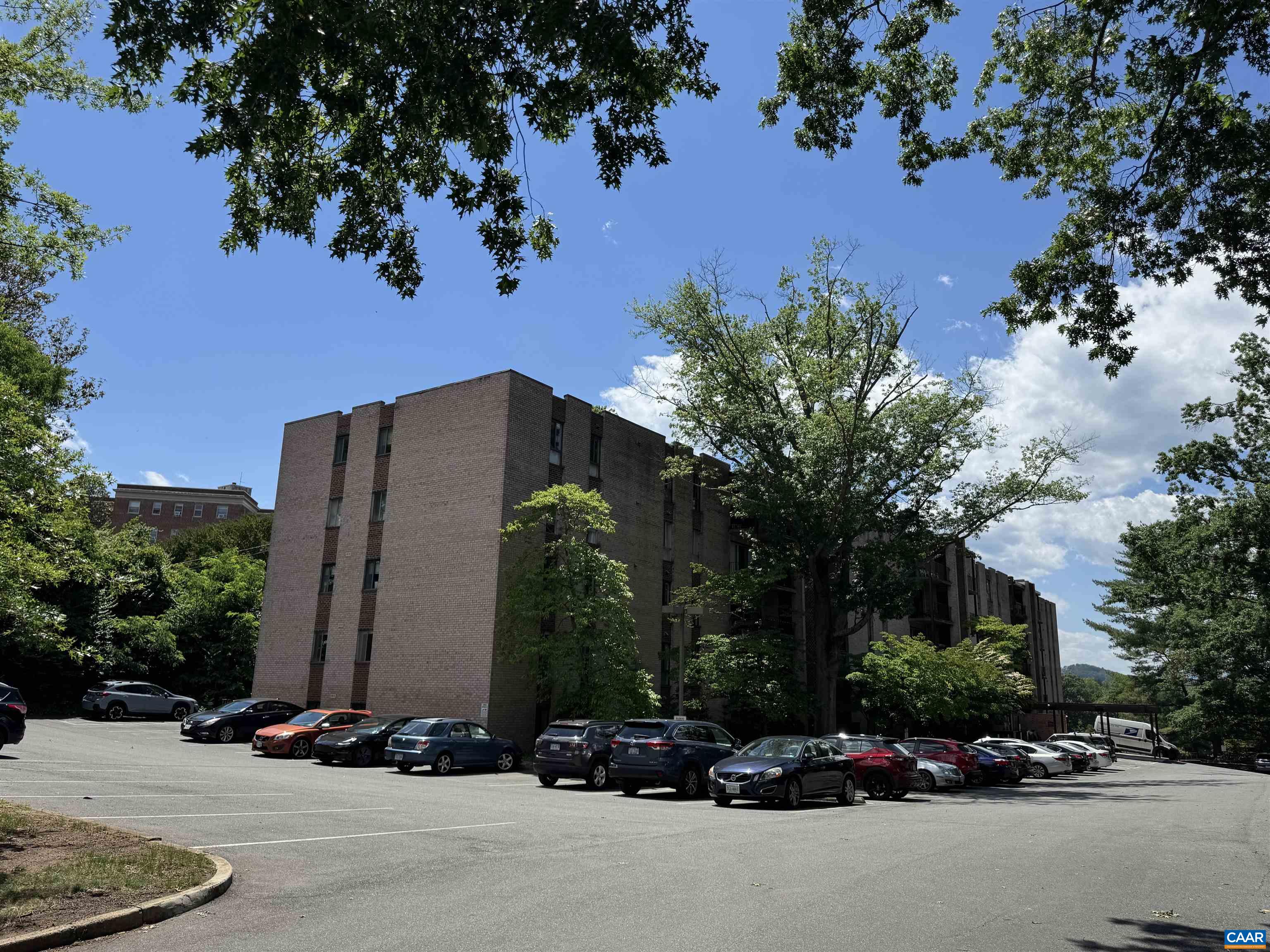 511 N 1ST ST, CHARLOTTESVILLE, Virginia 22902, 1 Bedroom Bedrooms, ,1 BathroomBathrooms,Residential,511 N 1ST ST,677759 MLS # 677759