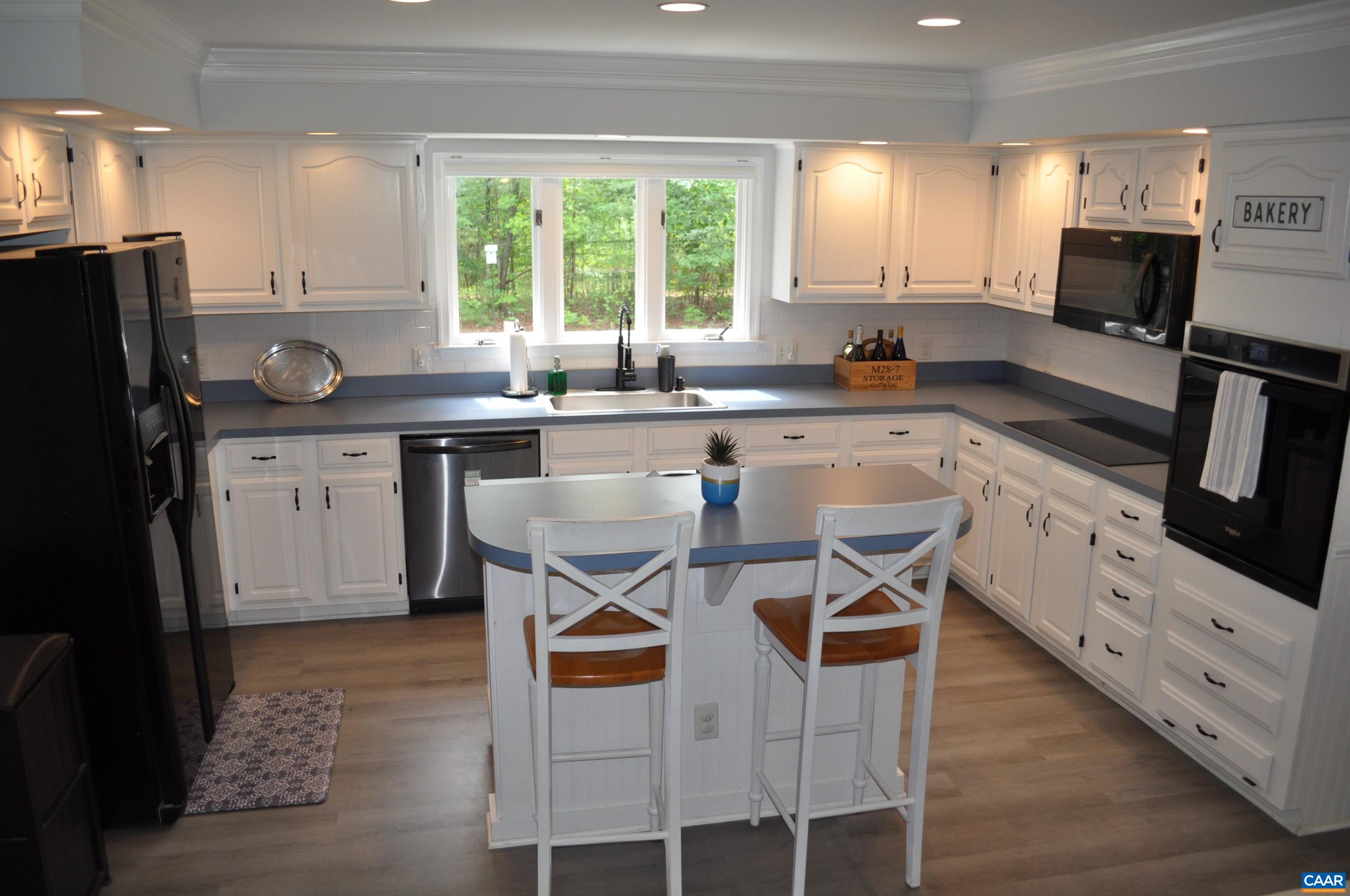 3257 MARTIN KINGS RD, CHARLOTTESVILLE, Virginia 22902, 4 Bedrooms Bedrooms, ,3 BathroomsBathrooms,Residential,3257 MARTIN KINGS RD,678145 MLS # 678145 3257 MARTIN KINGS RD, CHARLOTTESVILLE, Virginia 22902, 4 Bedrooms Bedrooms, ,3 BathroomsBathrooms,Residential,3257 MARTIN KINGS RD,678145 MLS # 678145