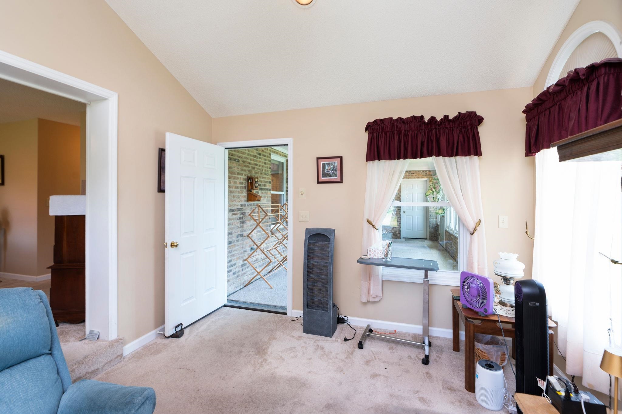 1802 N RIVER RD, MOUNT SOLON, Virginia 22843, 3 Bedrooms Bedrooms, ,2 BathroomsBathrooms,Residential,1802 N RIVER RD,678153 MLS # 678153 1802 N RIVER RD, MOUNT SOLON, Virginia 22843, 3 Bedrooms Bedrooms, ,2 BathroomsBathrooms,Residential,1802 N RIVER RD,678153 MLS # 678153