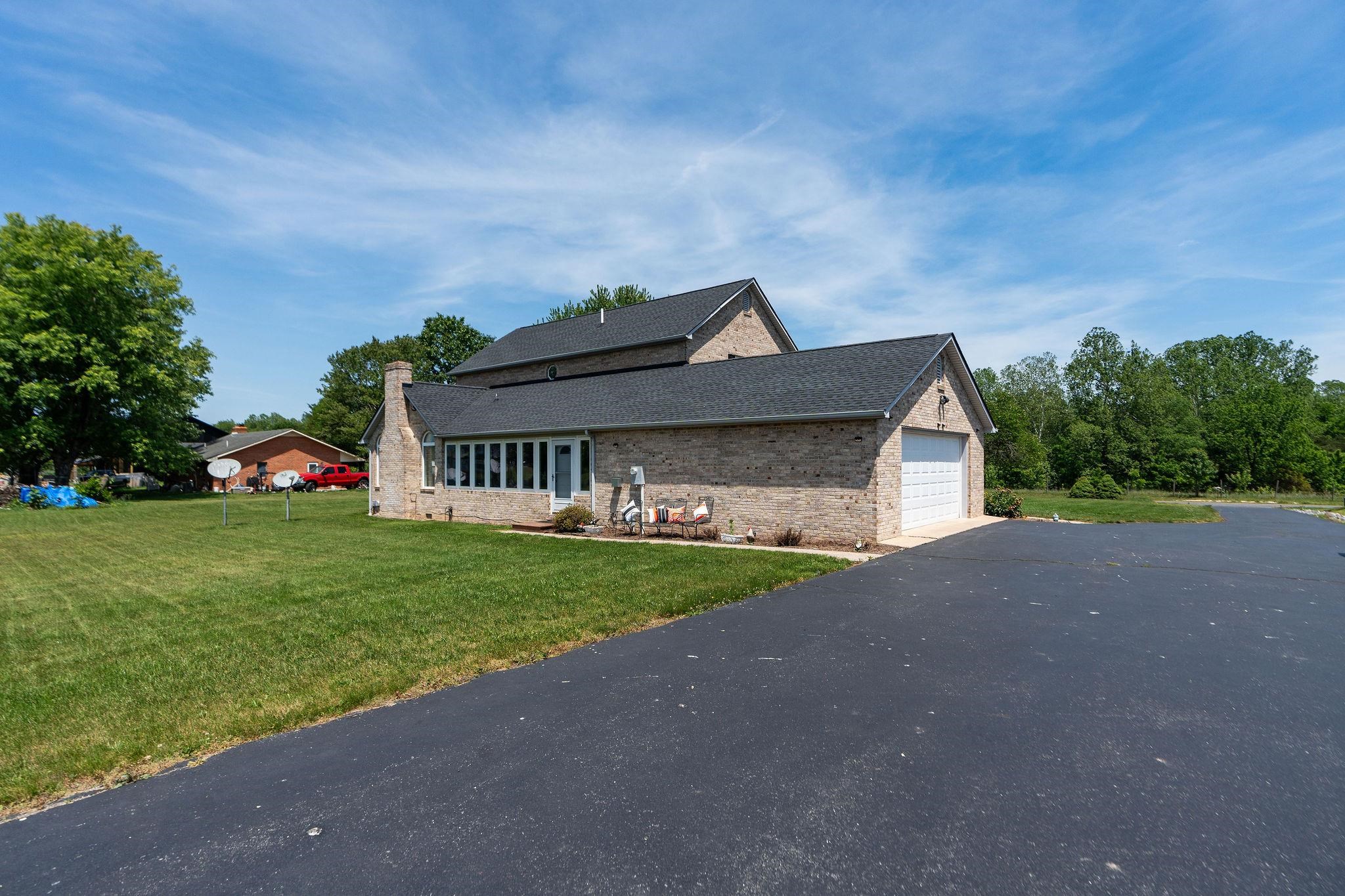 1802 N RIVER RD, MOUNT SOLON, Virginia 22843, 3 Bedrooms Bedrooms, ,2 BathroomsBathrooms,Residential,1802 N RIVER RD,678153 MLS # 678153 1802 N RIVER RD, MOUNT SOLON, Virginia 22843, 3 Bedrooms Bedrooms, ,2 BathroomsBathrooms,Residential,1802 N RIVER RD,678153 MLS # 678153