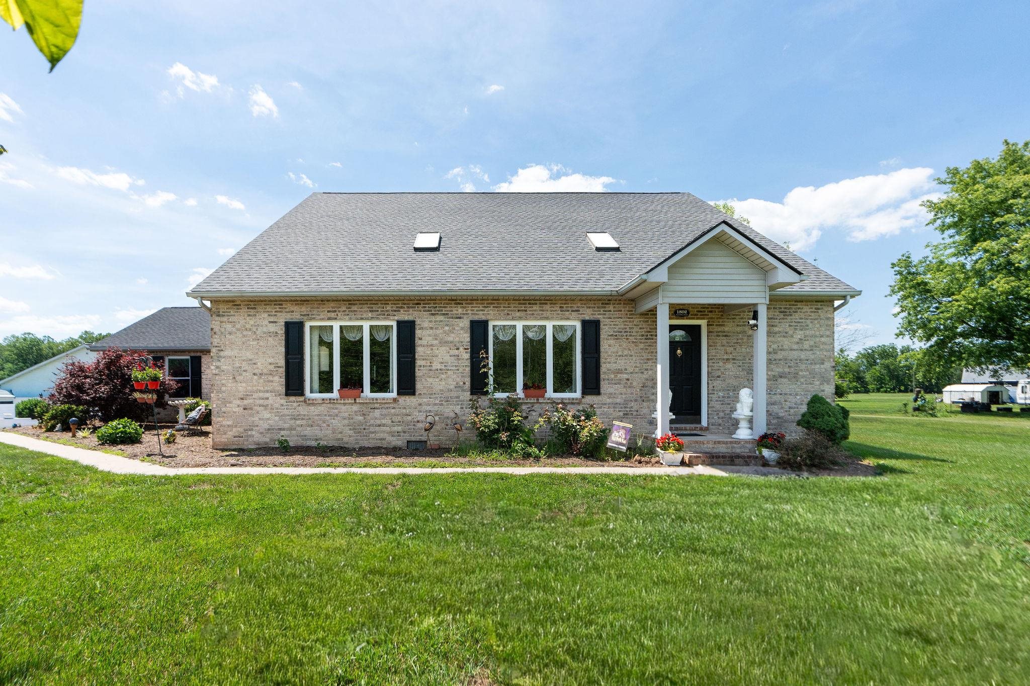 1802 N RIVER RD, MOUNT SOLON, Virginia 22843, 3 Bedrooms Bedrooms, ,2 BathroomsBathrooms,Residential,1802 N RIVER RD,678153 MLS # 678153 1802 N RIVER RD, MOUNT SOLON, Virginia 22843, 3 Bedrooms Bedrooms, ,2 BathroomsBathrooms,Residential,1802 N RIVER RD,678153 MLS # 678153