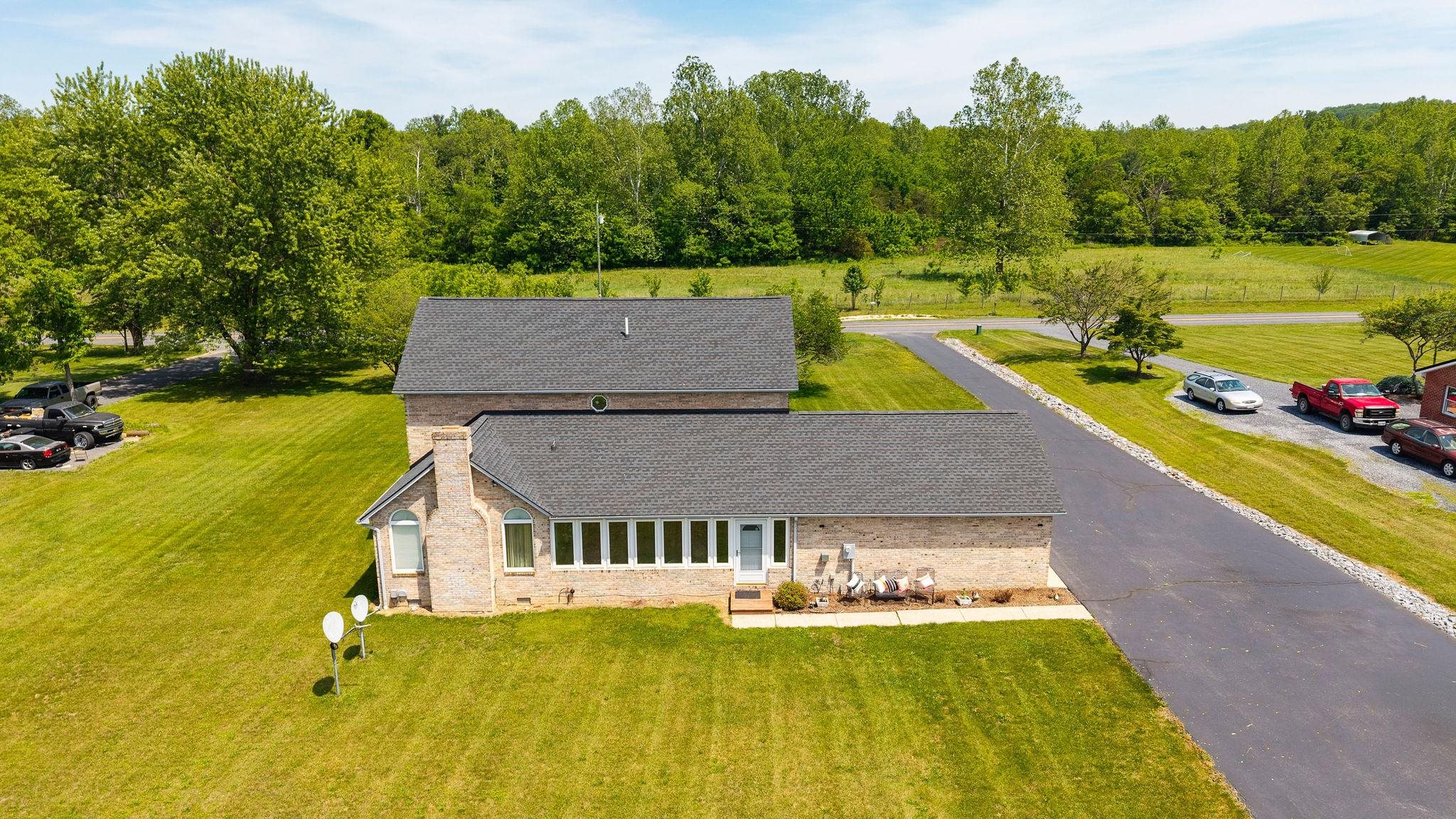 1802 N RIVER RD, MOUNT SOLON, Virginia 22843, 3 Bedrooms Bedrooms, ,2 BathroomsBathrooms,Residential,1802 N RIVER RD,678153 MLS # 678153 1802 N RIVER RD, MOUNT SOLON, Virginia 22843, 3 Bedrooms Bedrooms, ,2 BathroomsBathrooms,Residential,1802 N RIVER RD,678153 MLS # 678153