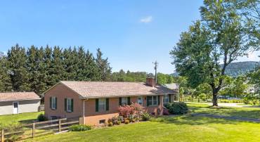 18 Windy Acres Circle - Afton, VA 22920