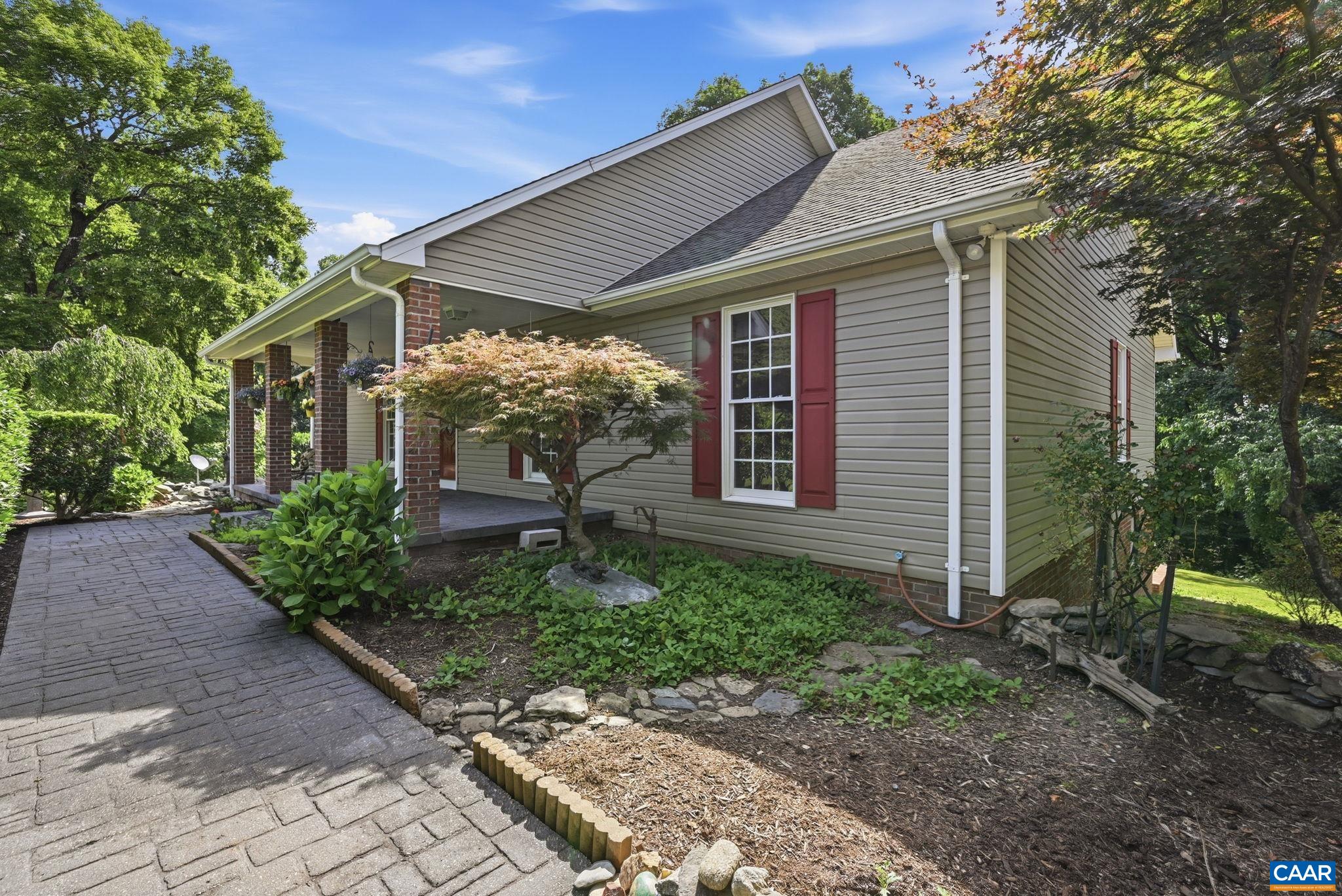 418 POPLAR LAKE RD, STANARDSVILLE, Virginia 22973, 4 Bedrooms Bedrooms, ,3 BathroomsBathrooms,Residential,Your Mountain Oasis,418 POPLAR LAKE RD,678156 MLS # 678156