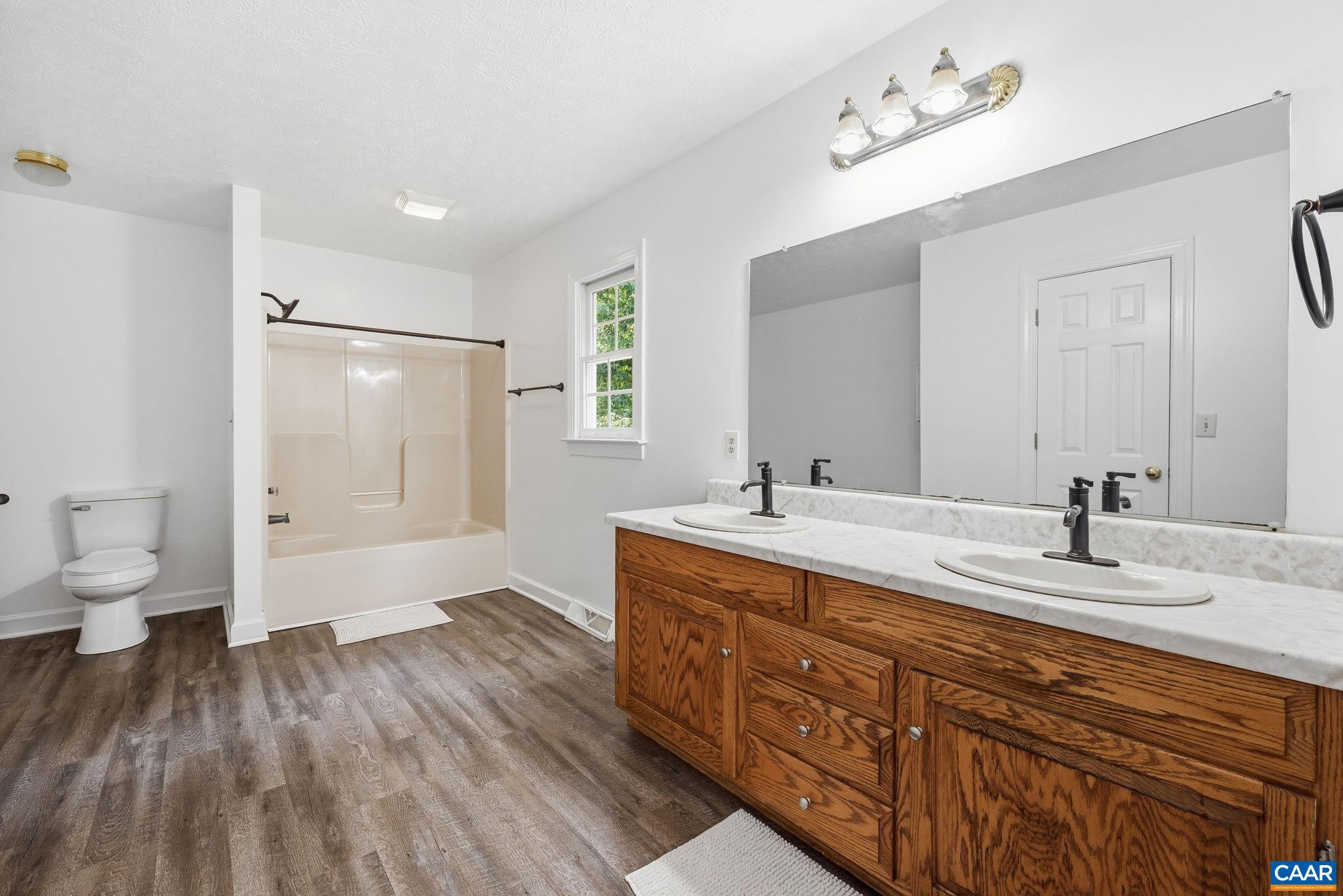 418 POPLAR LAKE RD, STANARDSVILLE, Virginia 22973, 4 Bedrooms Bedrooms, ,3 BathroomsBathrooms,Residential,Your Mountain Oasis,418 POPLAR LAKE RD,678156 MLS # 678156