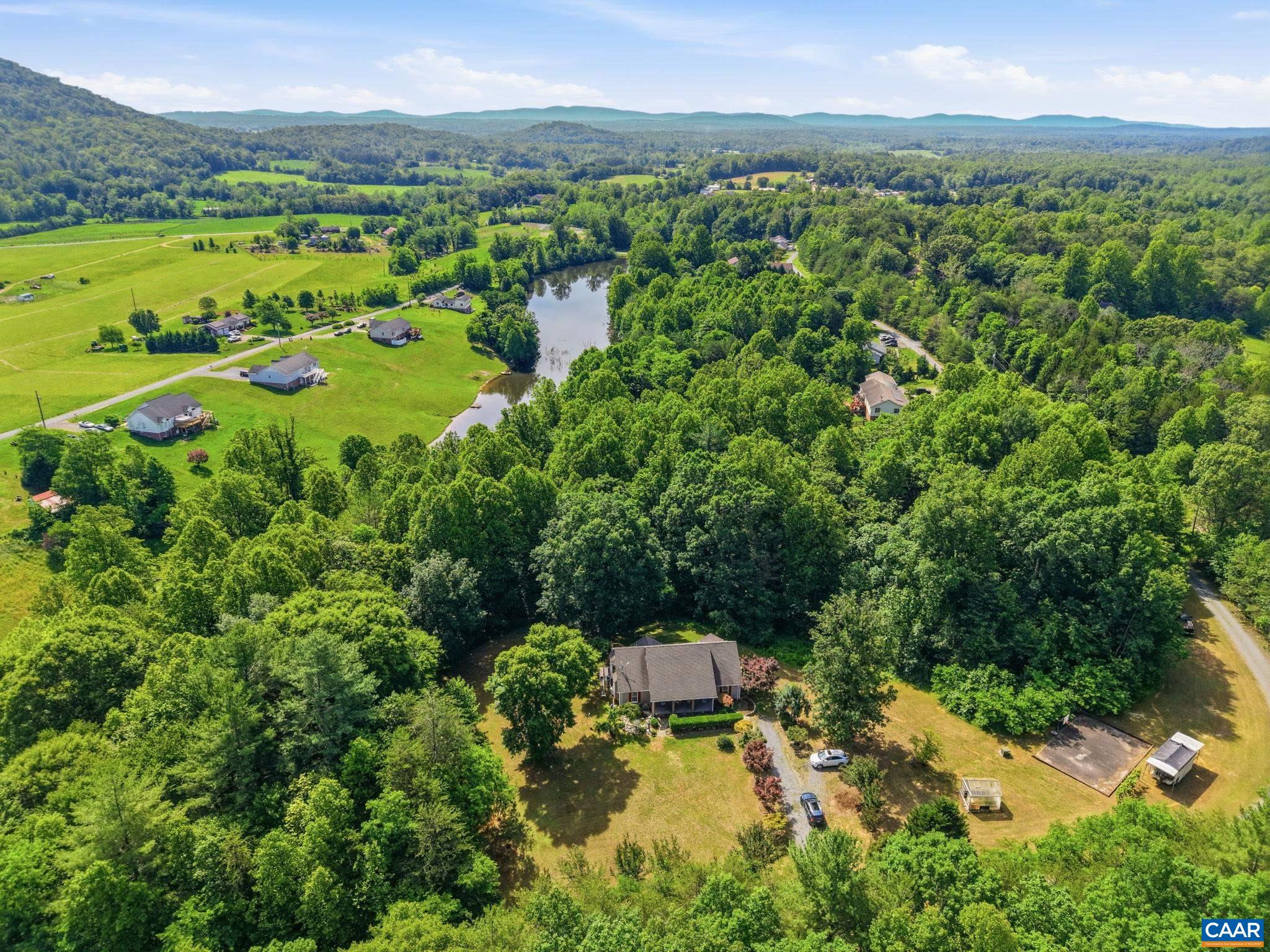 418 POPLAR LAKE RD, STANARDSVILLE, Virginia 22973, 4 Bedrooms Bedrooms, ,3 BathroomsBathrooms,Residential,Your Mountain Oasis,418 POPLAR LAKE RD,678156 MLS # 678156
