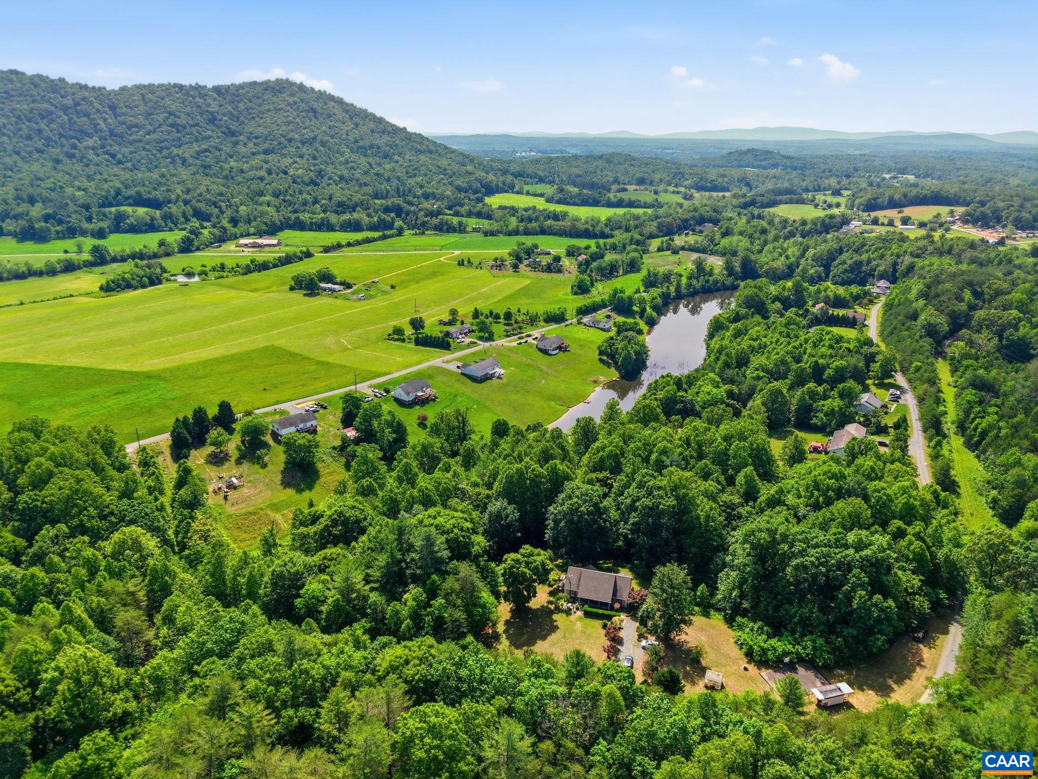 418 POPLAR LAKE RD, STANARDSVILLE, Virginia 22973, 4 Bedrooms Bedrooms, ,3 BathroomsBathrooms,Residential,Your Mountain Oasis,418 POPLAR LAKE RD,678156 MLS # 678156