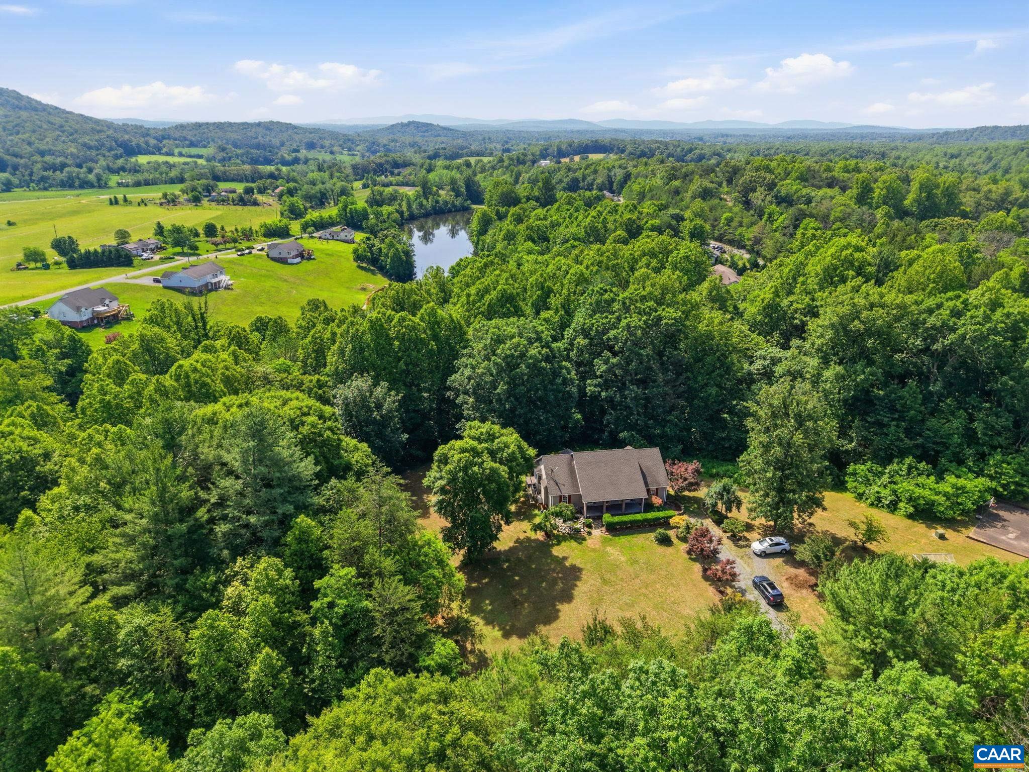 418 POPLAR LAKE RD, STANARDSVILLE, Virginia 22973, 4 Bedrooms Bedrooms, ,3 BathroomsBathrooms,Residential,Your Mountain Oasis,418 POPLAR LAKE RD,678156 MLS # 678156