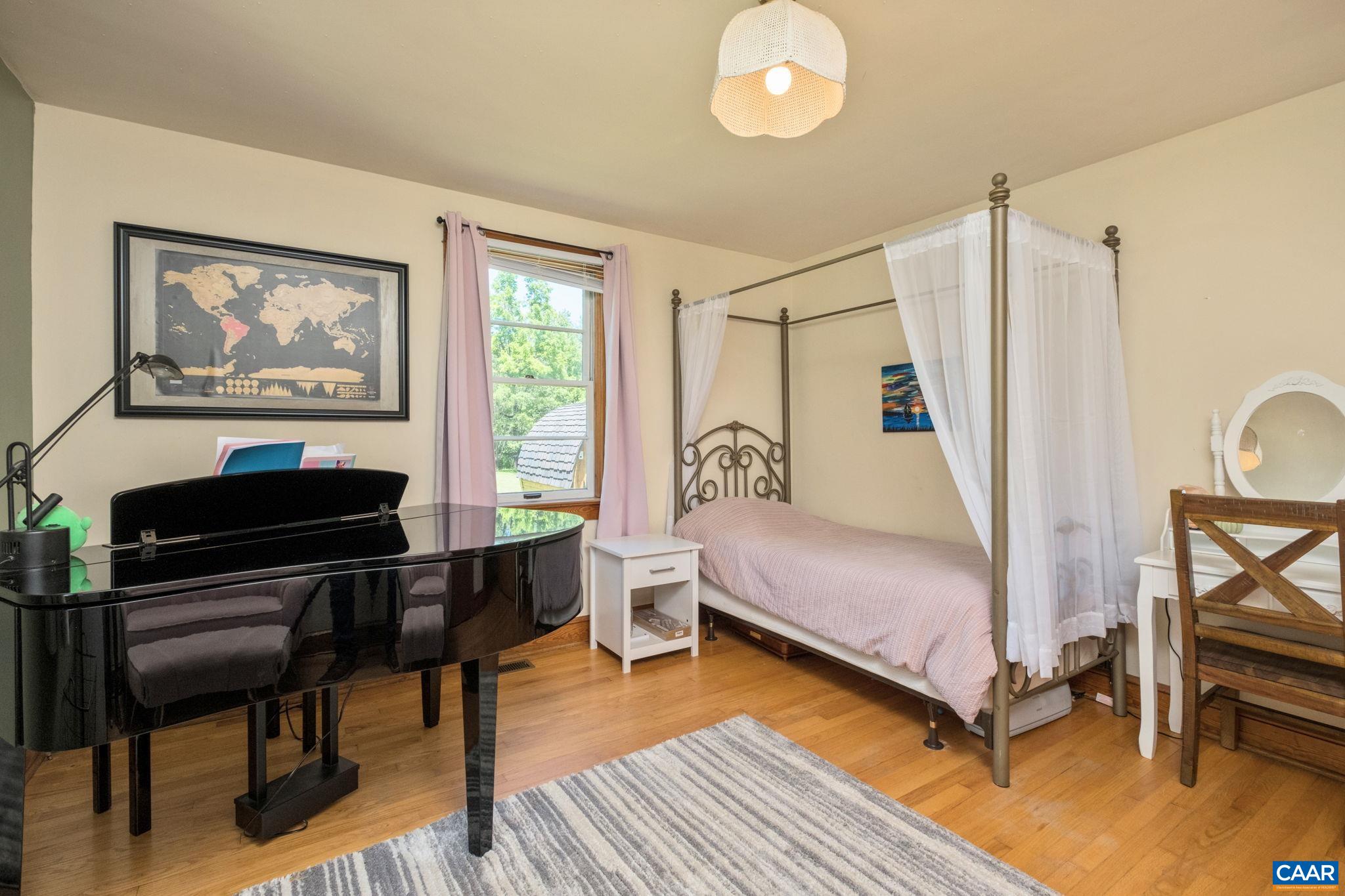 275 MAIN ST, STANARDSVILLE, Virginia 22973, 2 Bedrooms Bedrooms, ,1 BathroomBathrooms,Residential,275 MAIN ST,678157 MLS # 678157 275 MAIN ST, STANARDSVILLE, Virginia 22973, 2 Bedrooms Bedrooms, ,1 BathroomBathrooms,Residential,275 MAIN ST,678157 MLS # 678157