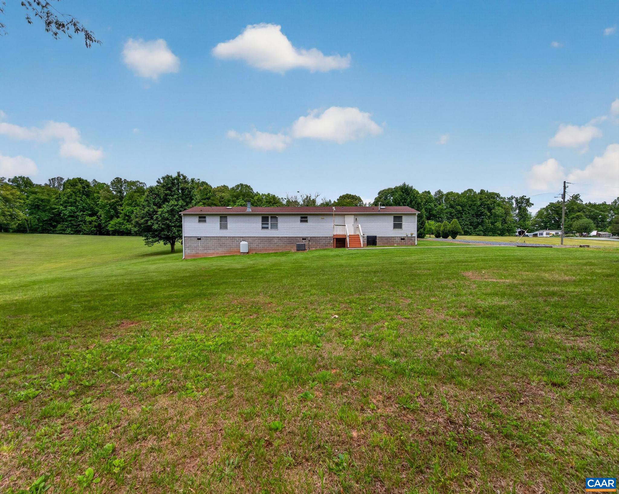 2026 BANTON SHOP RD, DILLWYN, Virginia 23936, 4 Bedrooms Bedrooms, ,2 BathroomsBathrooms,Residential,2026 BANTON SHOP RD,678166 MLS # 678166 2026 BANTON SHOP RD, DILLWYN, Virginia 23936, 4 Bedrooms Bedrooms, ,2 BathroomsBathrooms,Residential,2026 BANTON SHOP RD,678166 MLS # 678166