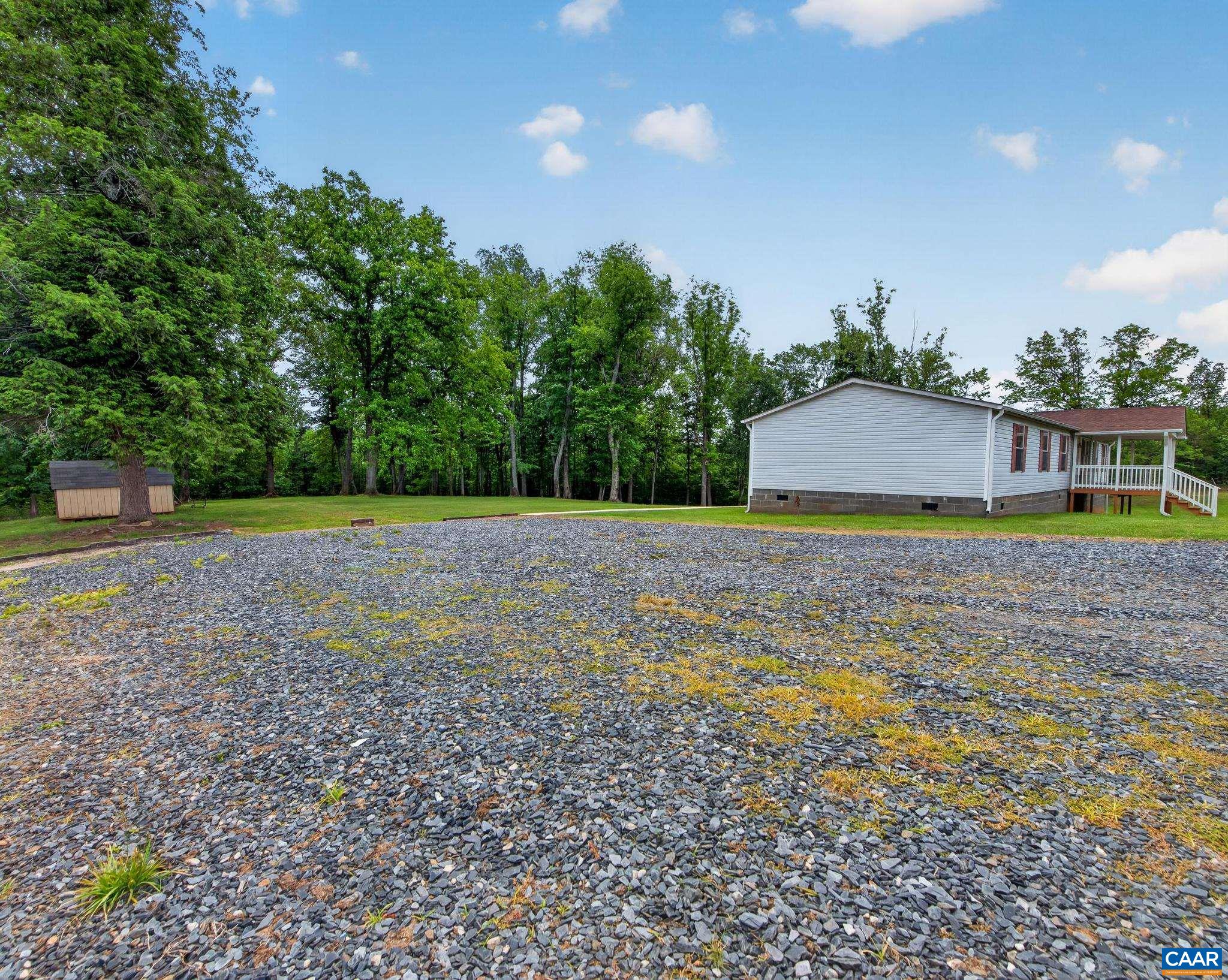 2026 BANTON SHOP RD, DILLWYN, Virginia 23936, 4 Bedrooms Bedrooms, ,2 BathroomsBathrooms,Residential,2026 BANTON SHOP RD,678166 MLS # 678166 2026 BANTON SHOP RD, DILLWYN, Virginia 23936, 4 Bedrooms Bedrooms, ,2 BathroomsBathrooms,Residential,2026 BANTON SHOP RD,678166 MLS # 678166
