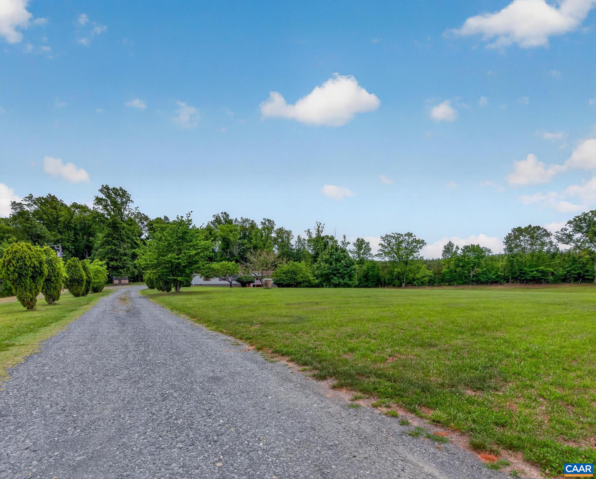 2026 BANTON SHOP RD, DILLWYN, Virginia 23936, 4 Bedrooms Bedrooms, ,2 BathroomsBathrooms,Residential,2026 BANTON SHOP RD,678166 MLS # 678166 2026 BANTON SHOP RD, DILLWYN, Virginia 23936, 4 Bedrooms Bedrooms, ,2 BathroomsBathrooms,Residential,2026 BANTON SHOP RD,678166 MLS # 678166
