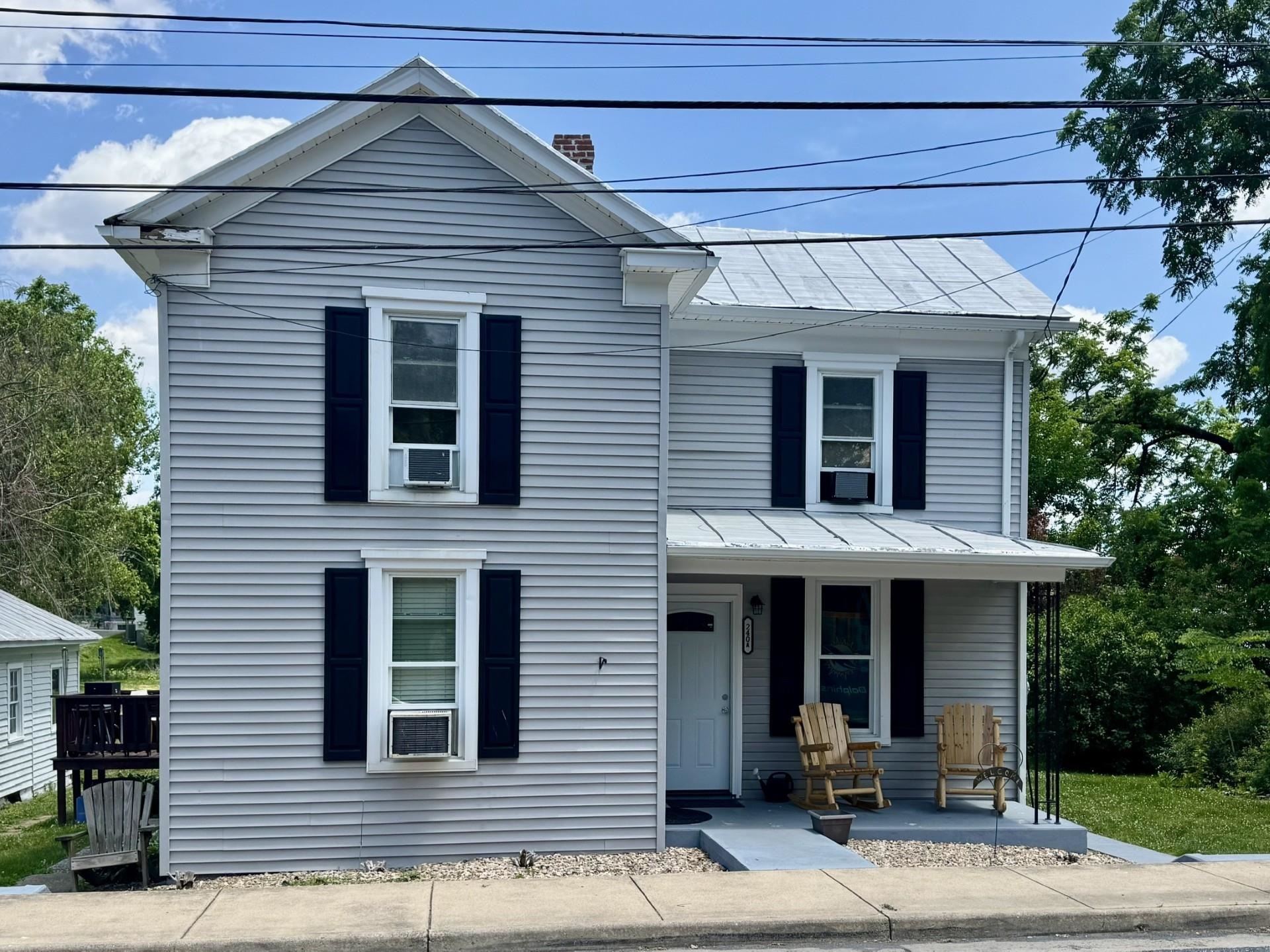 240 HIGH ST, DAYTON, Virginia 22821, ,Residential,240 HIGH ST,678192 MLS # 678192