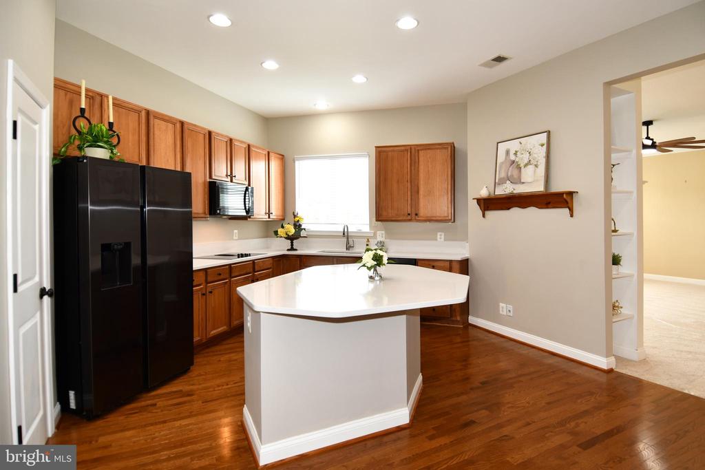 3582 DELL CT, WARRENTON, Virginia 20187, 4 Bedrooms Bedrooms, ,3 BathroomsBathrooms,Residential,3582 DELL CT,VAFQ2021802 MLS # VAFQ2021802