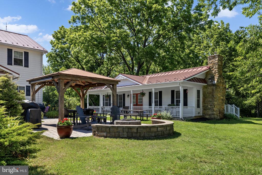 185 MOUNTAIN VW, MINERAL, Virginia 23117, 4 Bedrooms Bedrooms, ,3 BathroomsBathrooms,Residential,185 MOUNTAIN VW,VALA2009920 MLS # VALA2009920