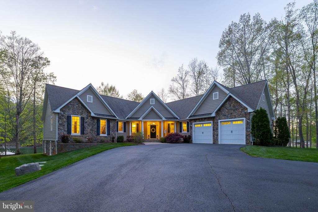 232 RAVEN RD, BUMPASS, Virginia 23024, 5 Bedrooms Bedrooms, ,3 BathroomsBathrooms,Residential,232 RAVEN RD,VALA2010038 MLS # VALA2010038